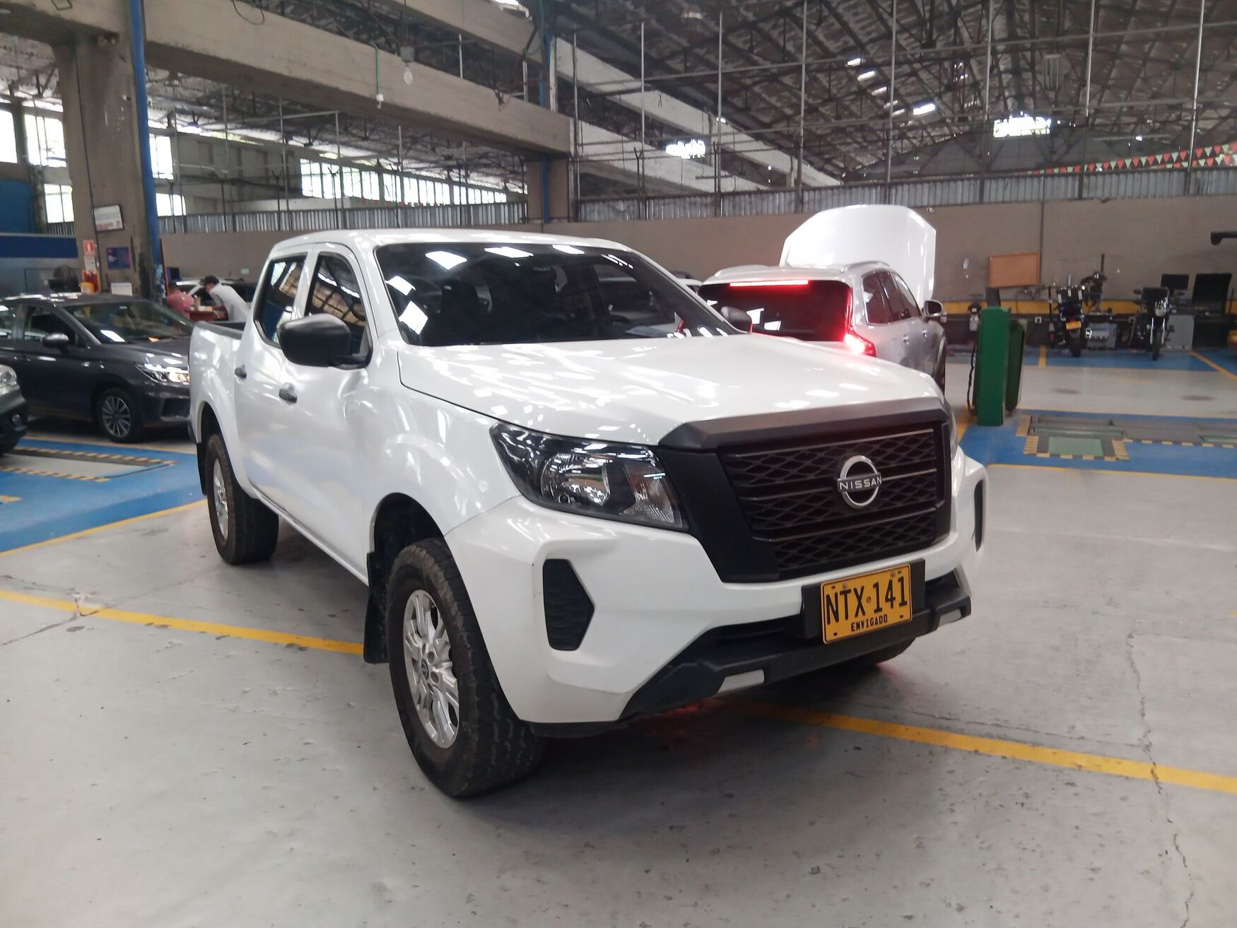 NISSAN FRONTIER 2025