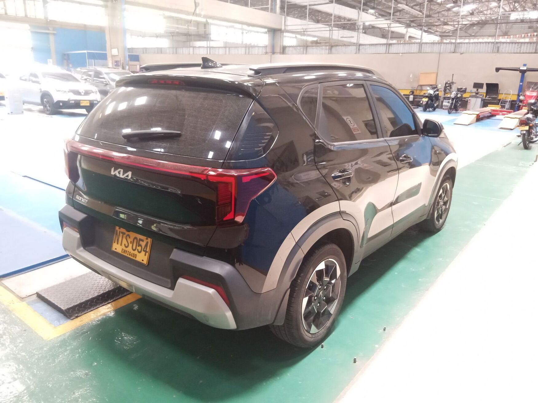 KIA SONET 2025