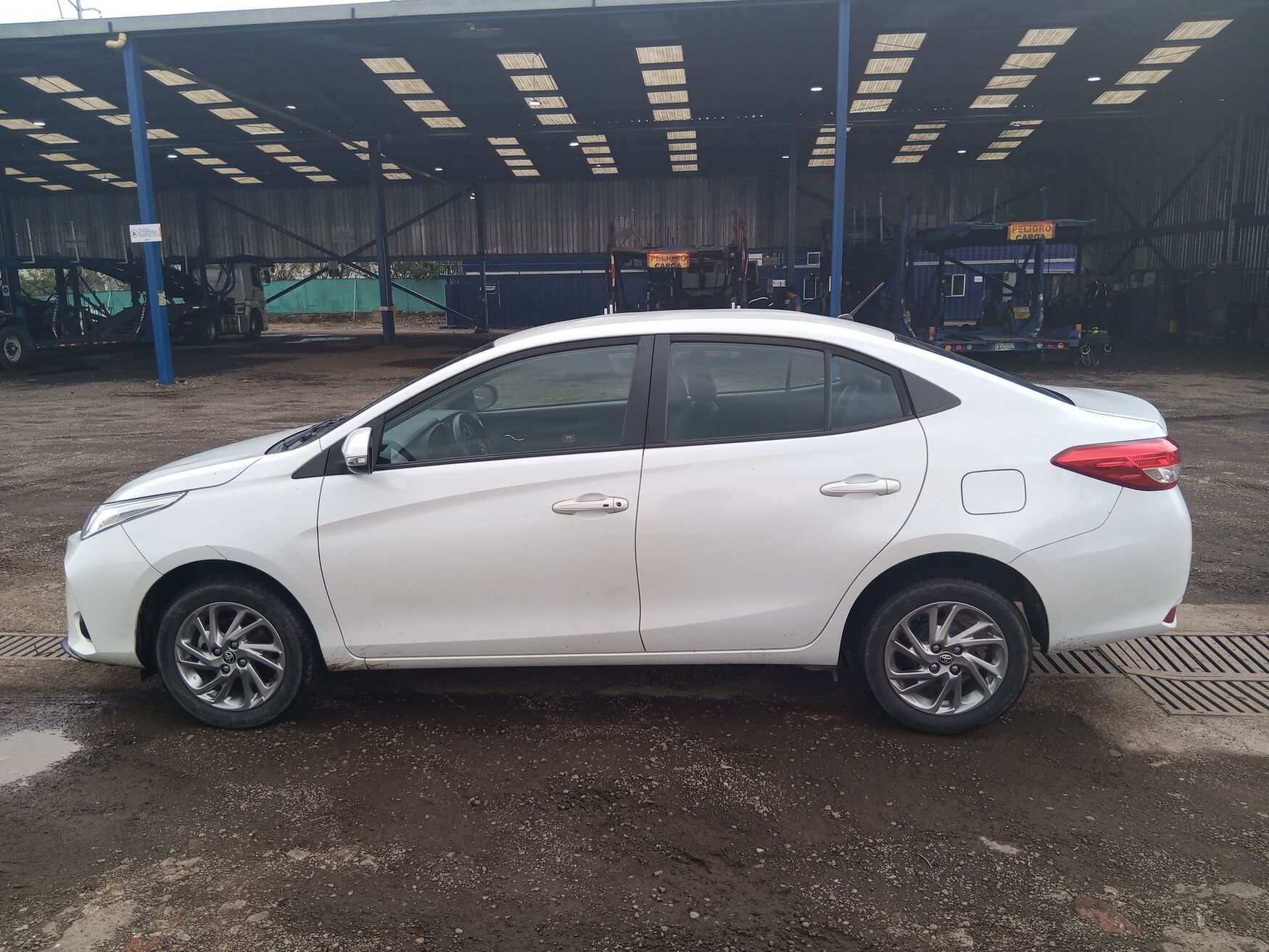 TOYOTA YARIS 2023