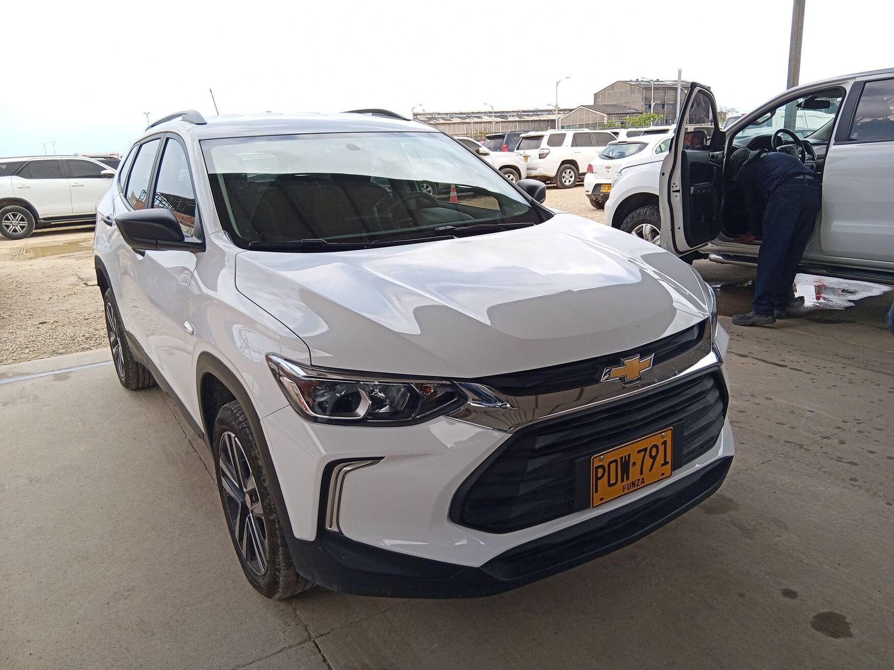 CHEVROLET TRACKER 2025