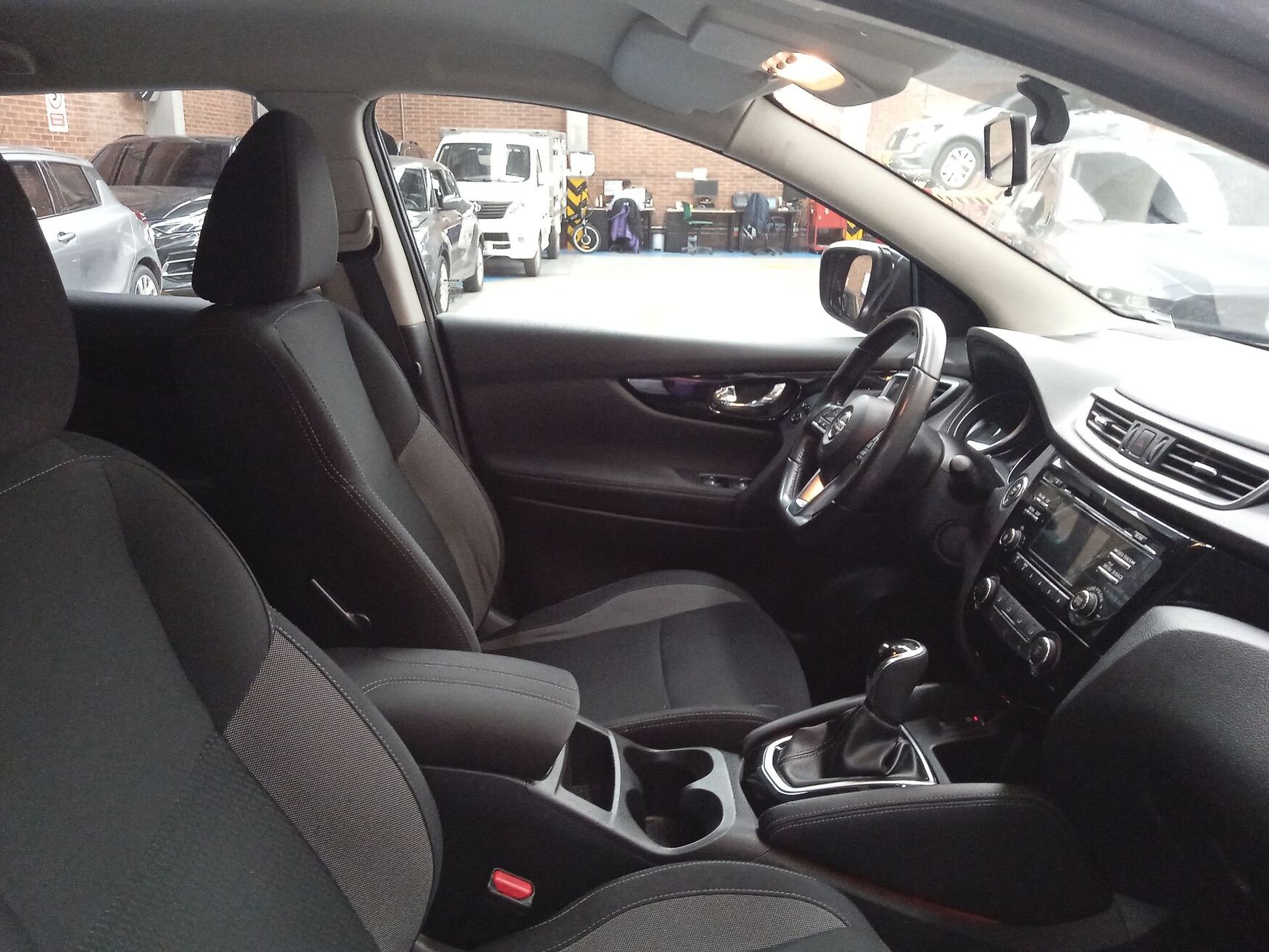 NISSAN QASHQAI 2019
