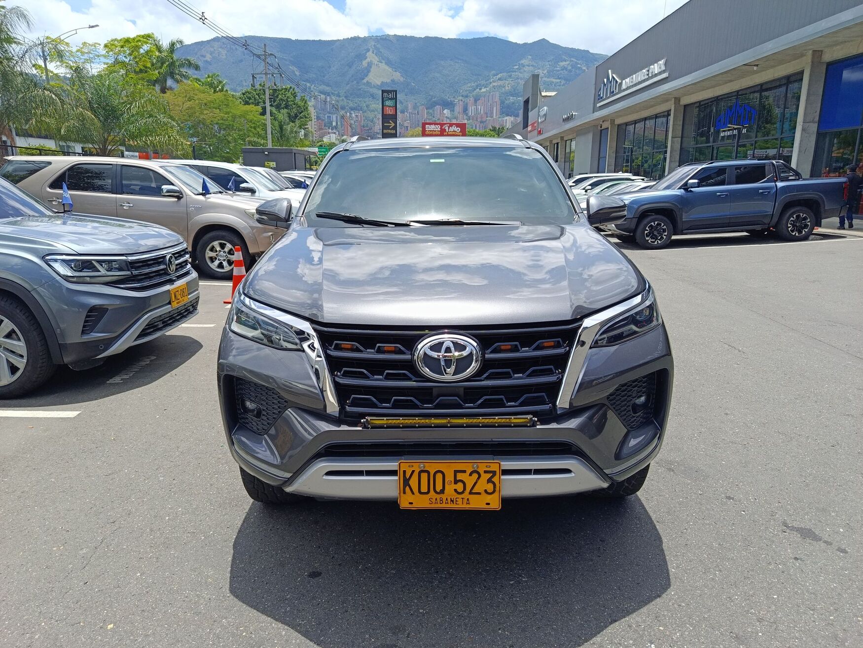 TOYOTA FORTUNER 2021