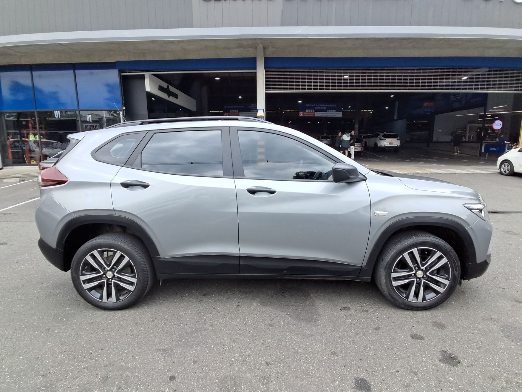 CHEVROLET TRACKER 2025