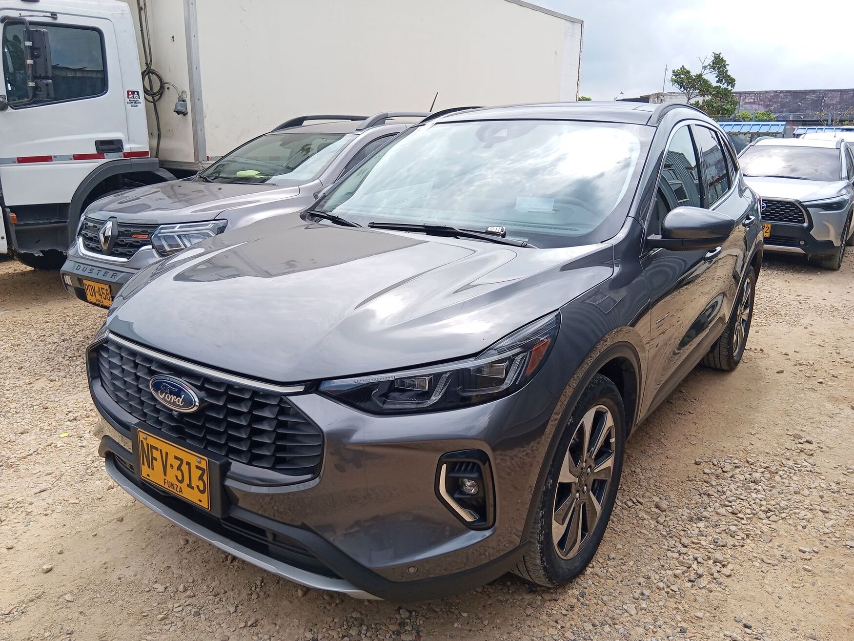 FORD ESCAPE 2023