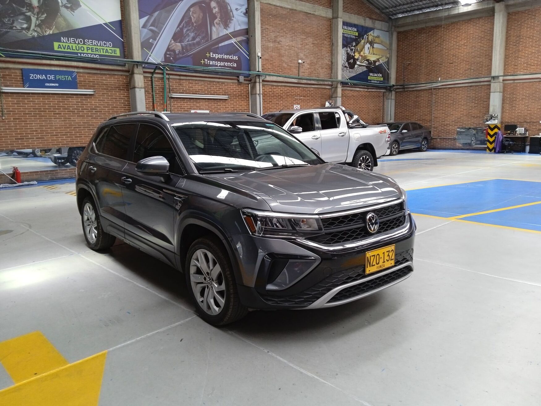 VOLKSWAGEN TAOS 2024