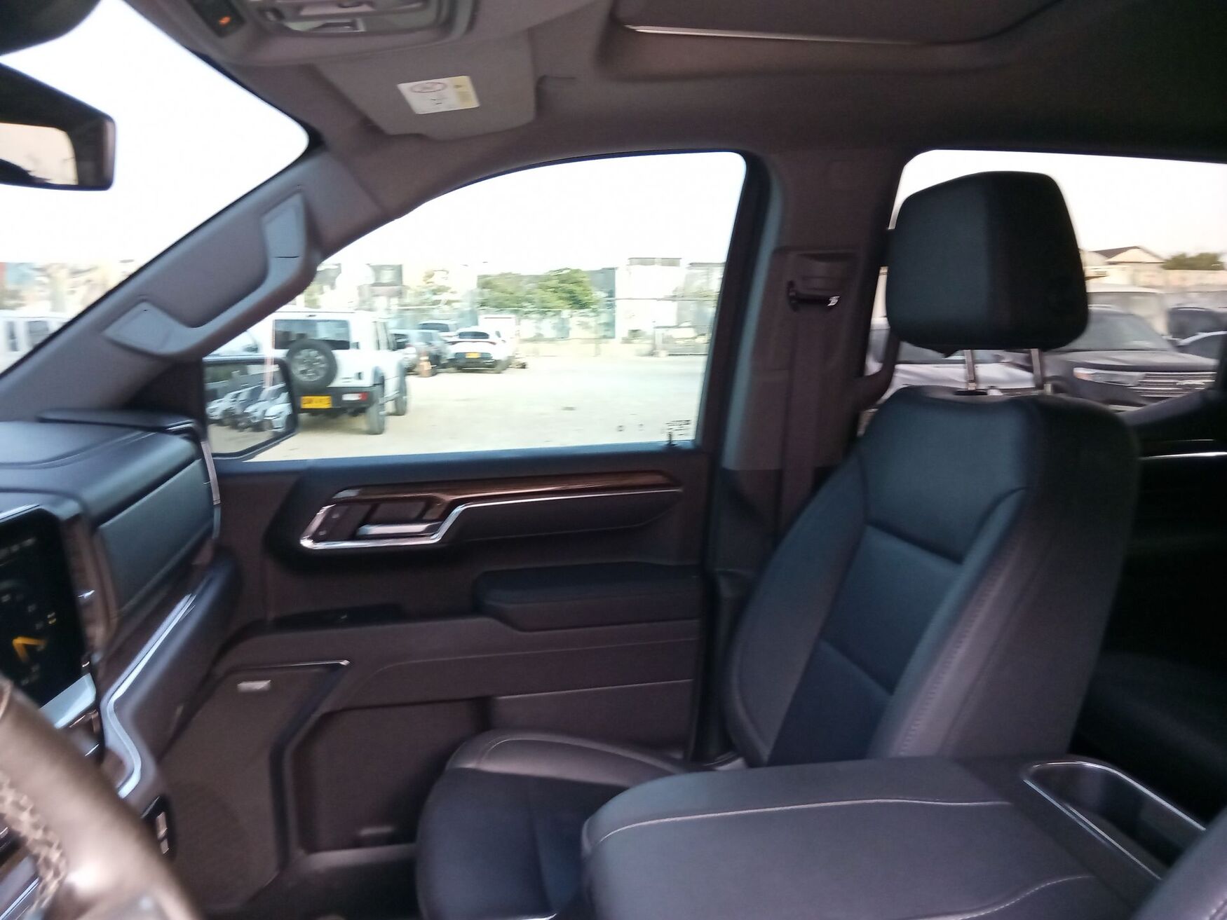 CHEVROLET SILVERADO 2025