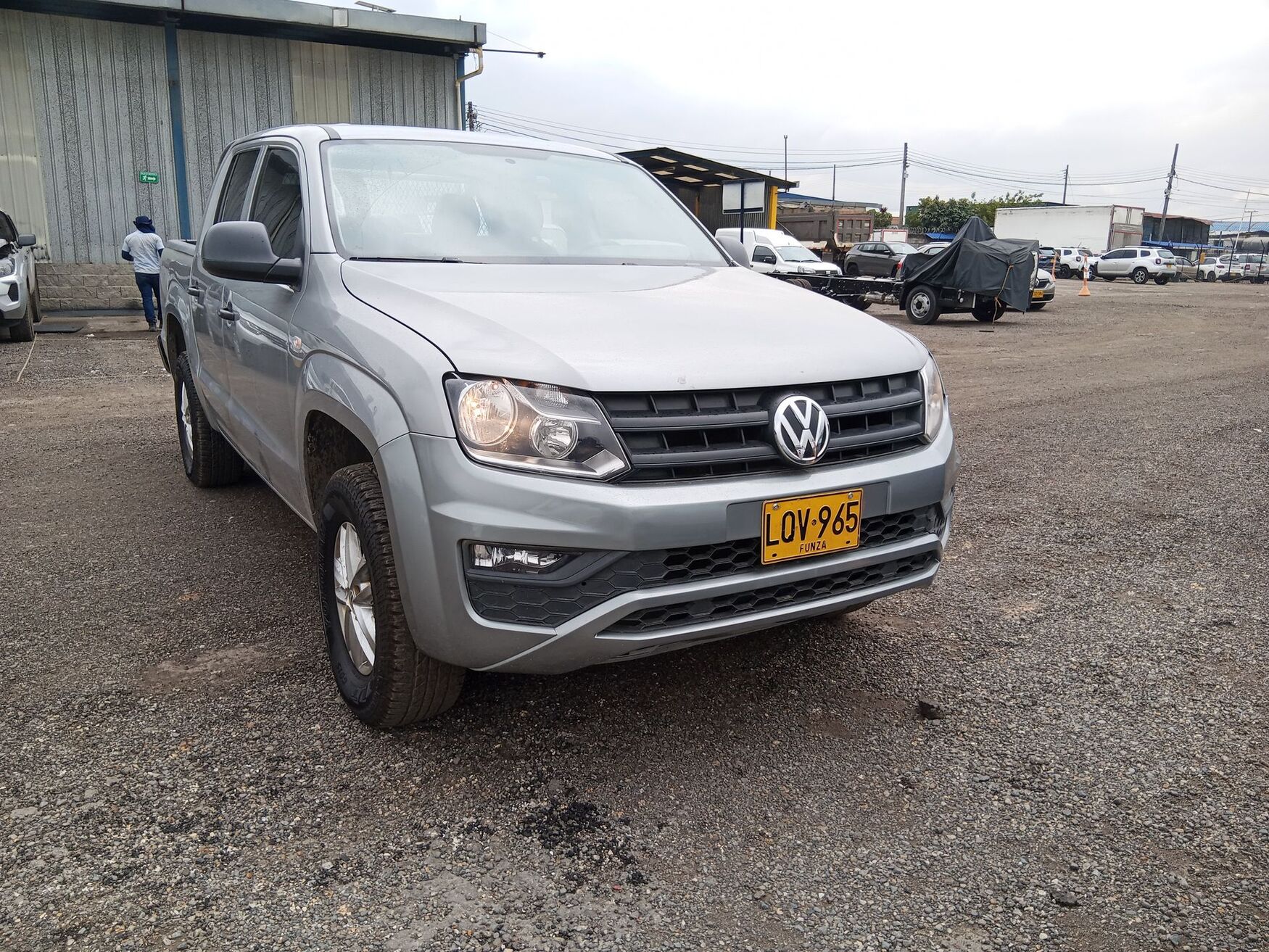 VOLKSWAGEN AMAROK 2023