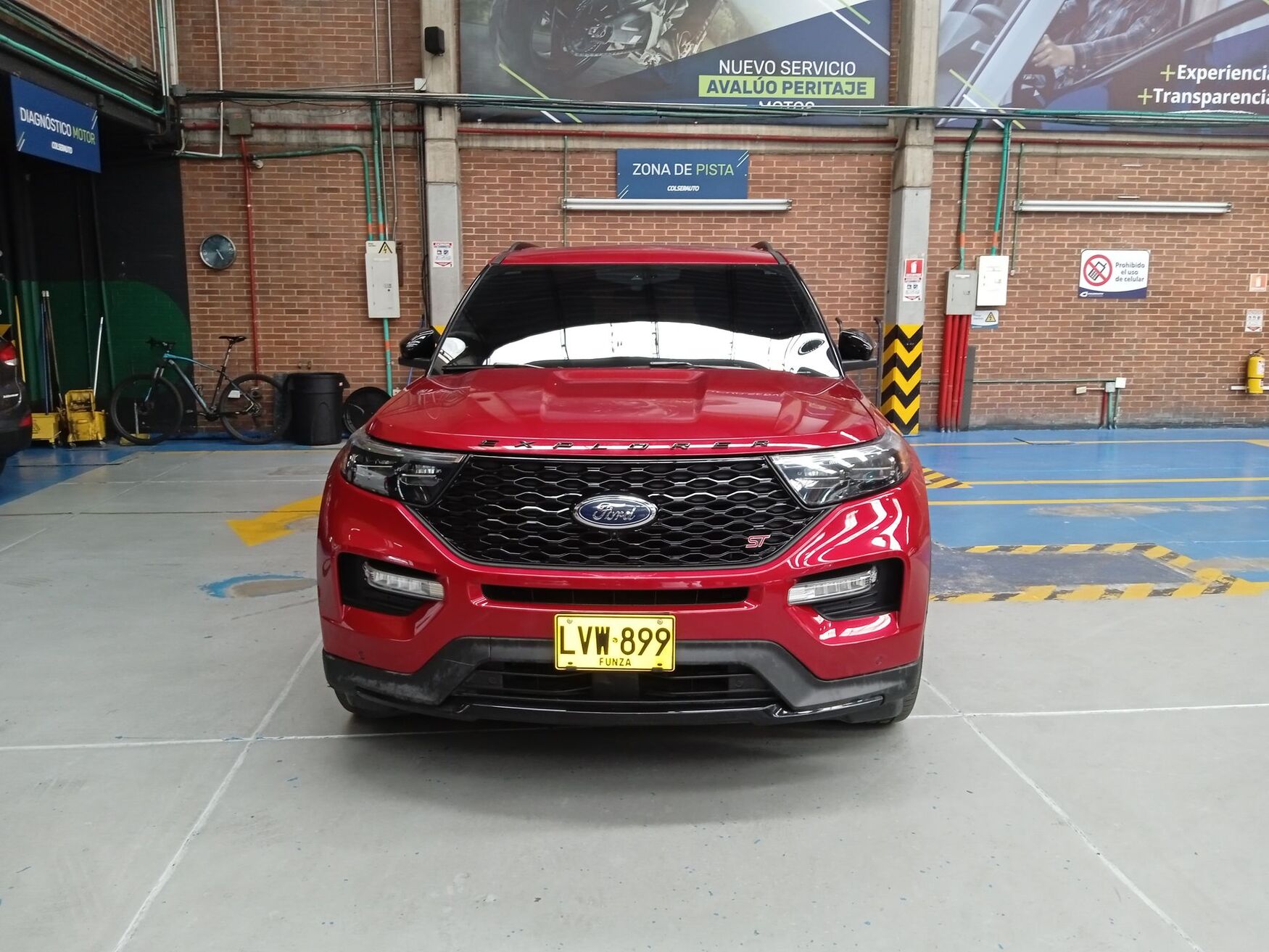FORD EXPLORER 2023