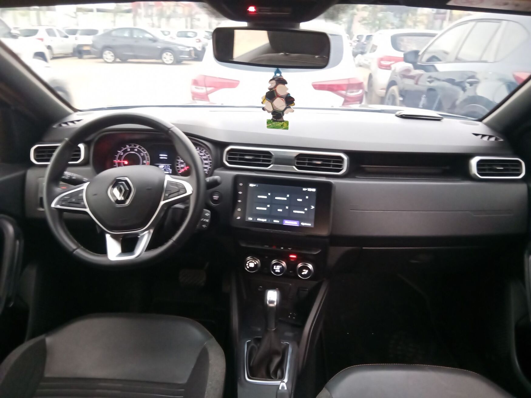 RENAULT DUSTER 2025