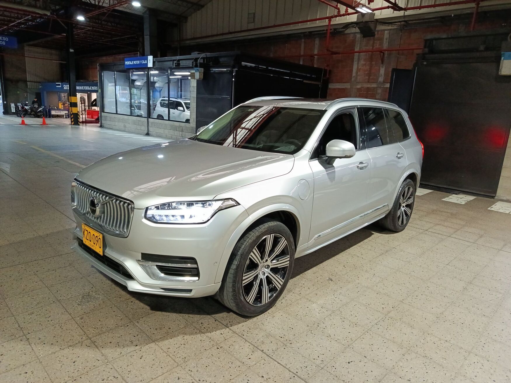 VOLVO XC90 2022