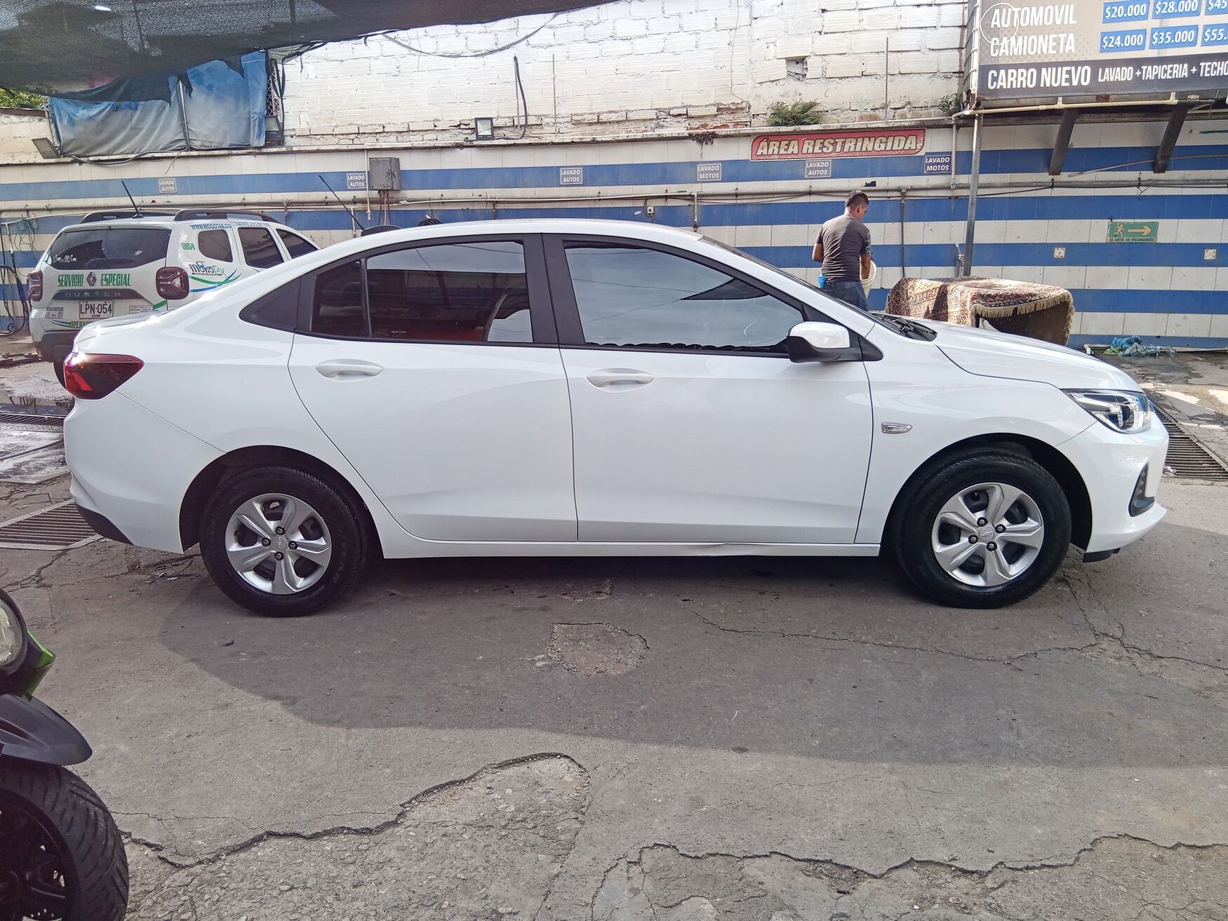 CHEVROLET ONIX 2025