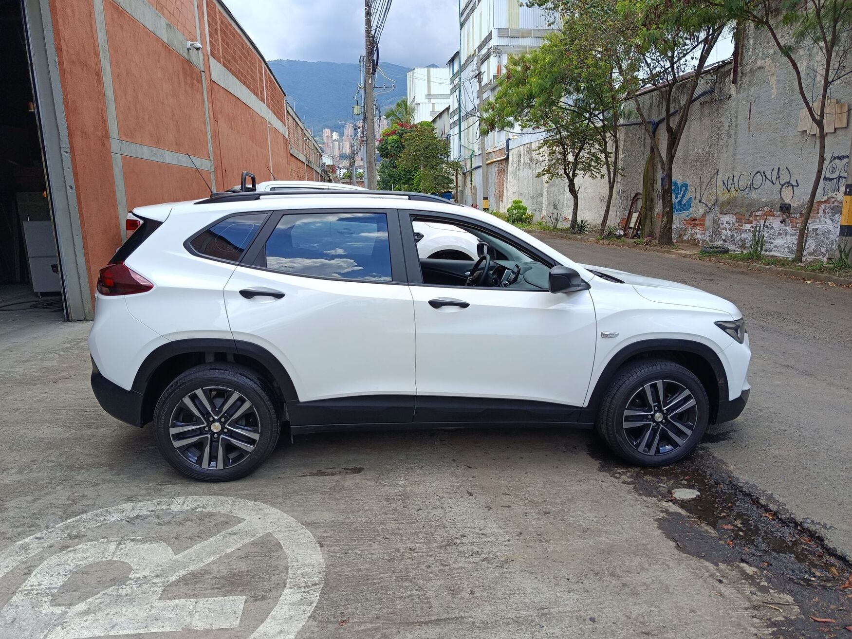 CHEVROLET TRACKER 2025