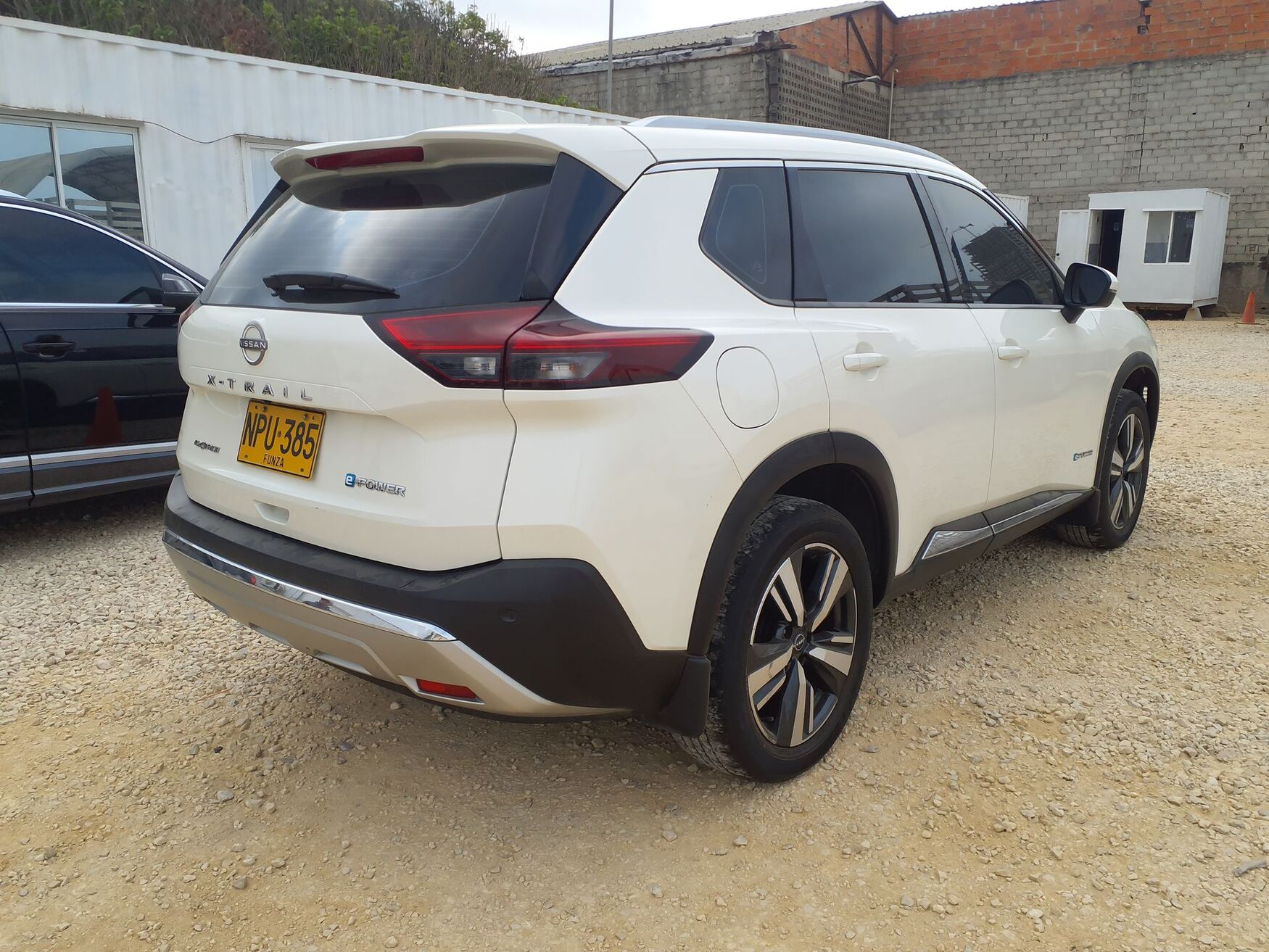 NISSAN X-TRAIL 2025