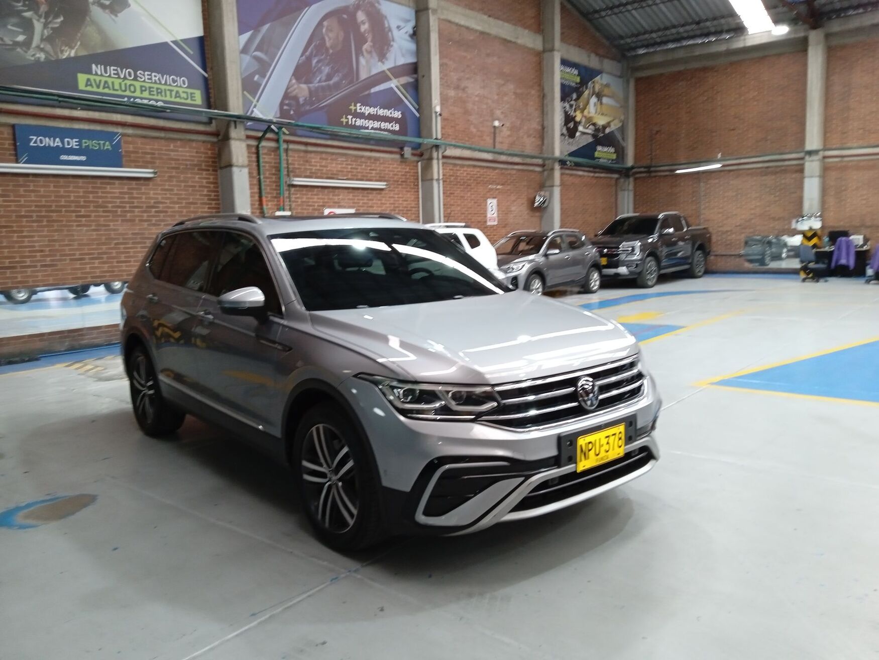 VOLKSWAGEN TIGUAN 2023