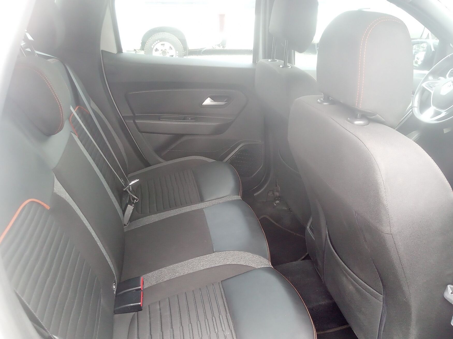 RENAULT DUSTER 2026
