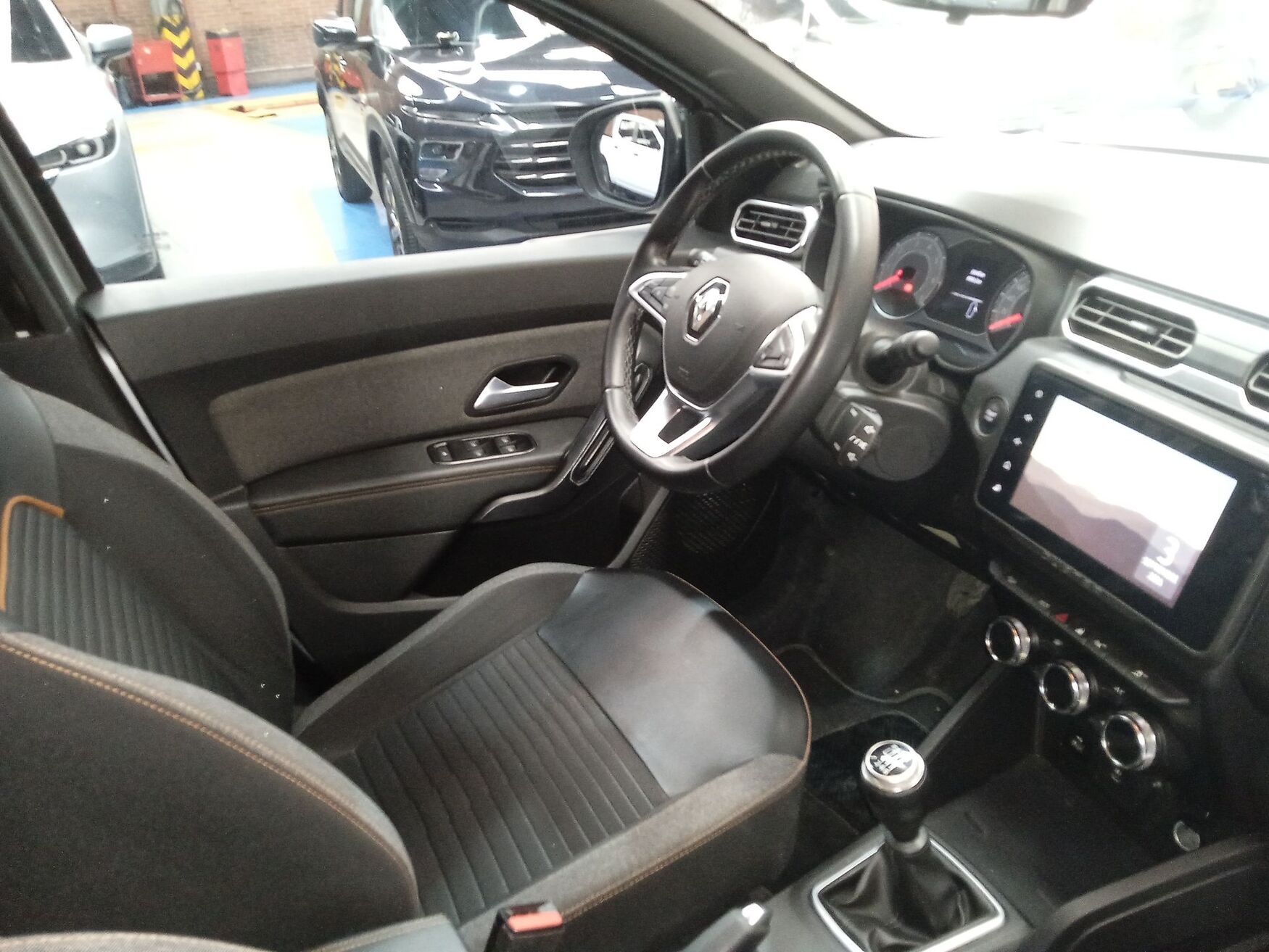 RENAULT DUSTER 2026