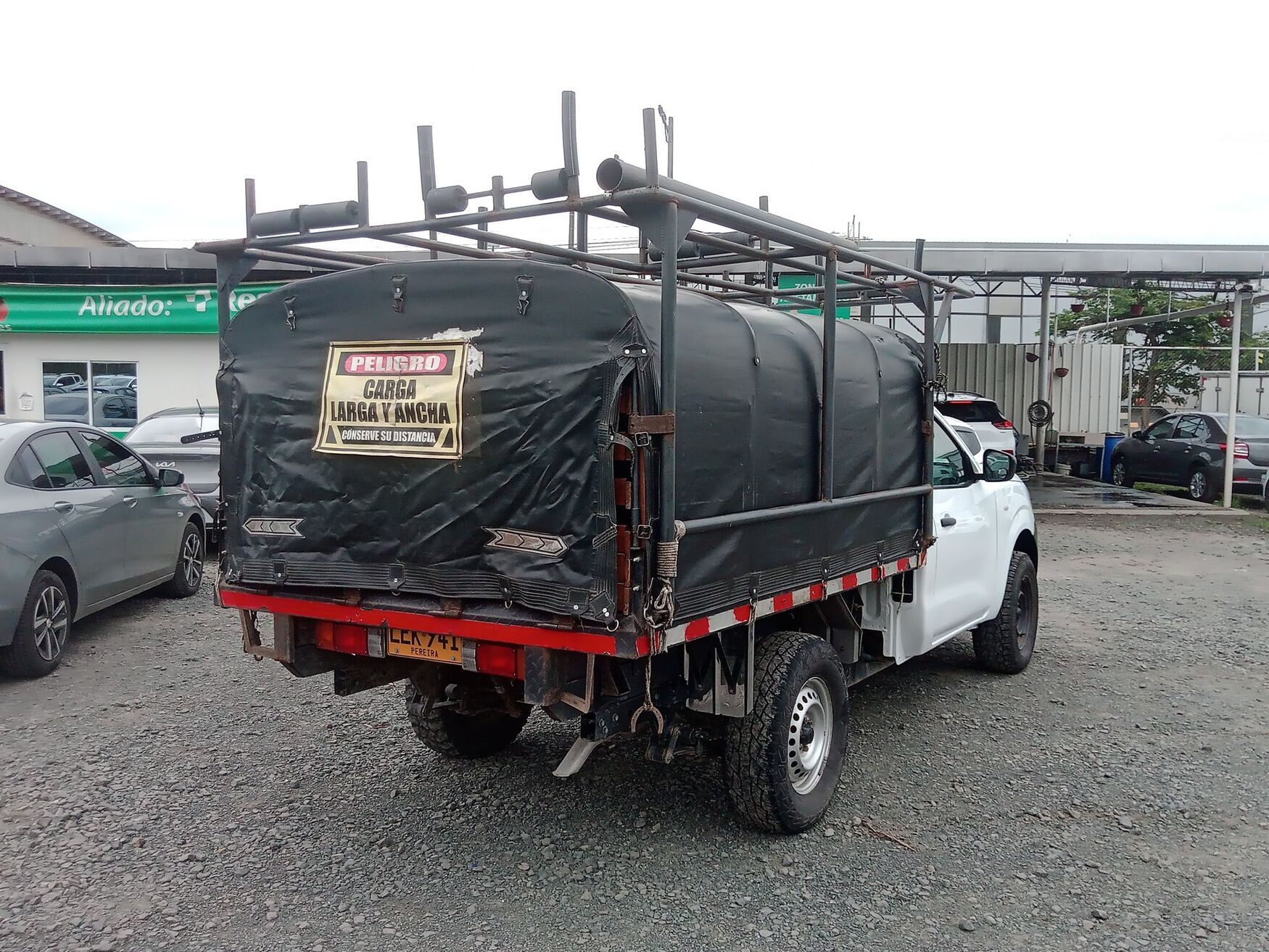 NISSAN FRONTIER 2022