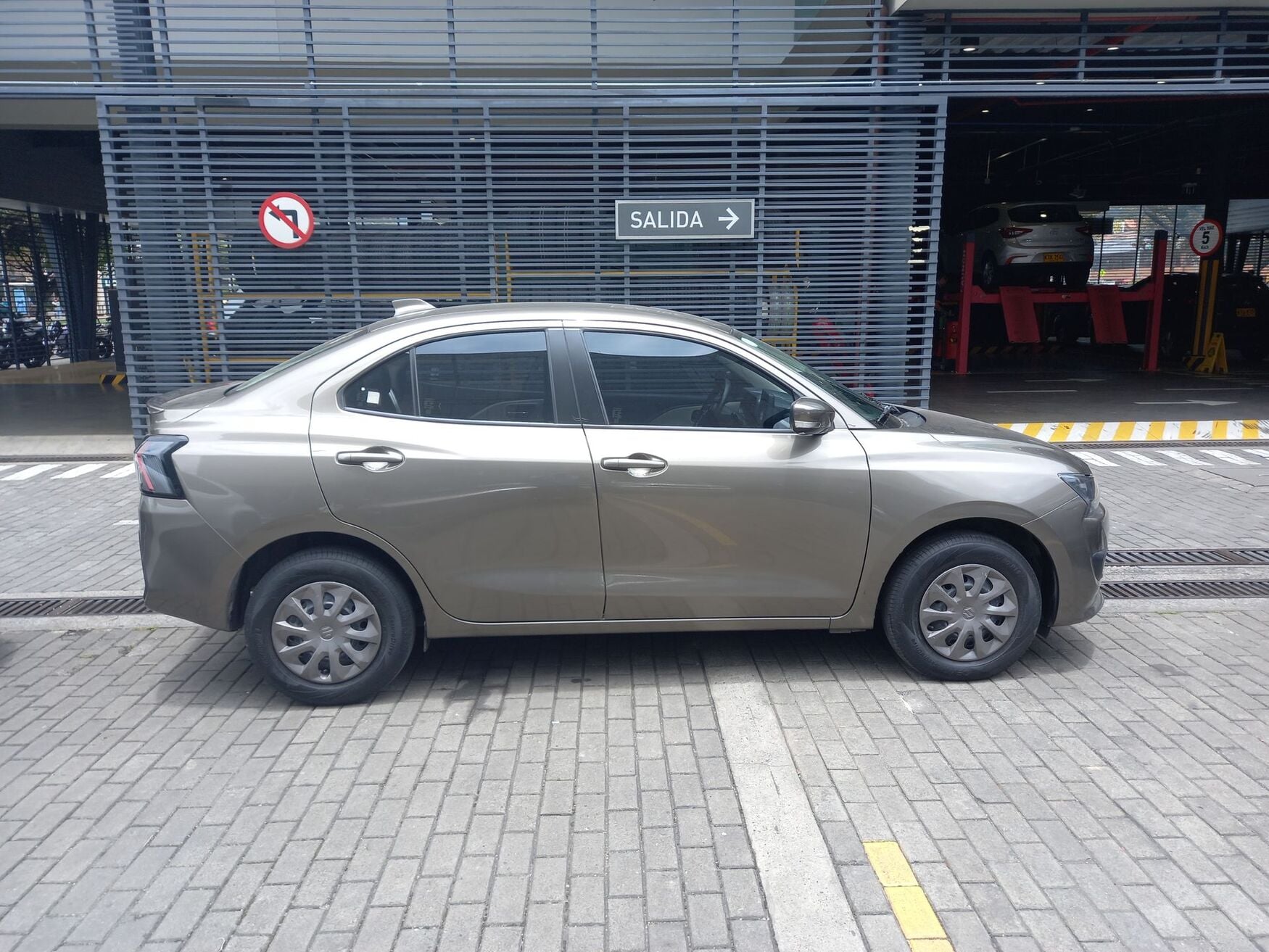 SUZUKI DZIRE 2026
