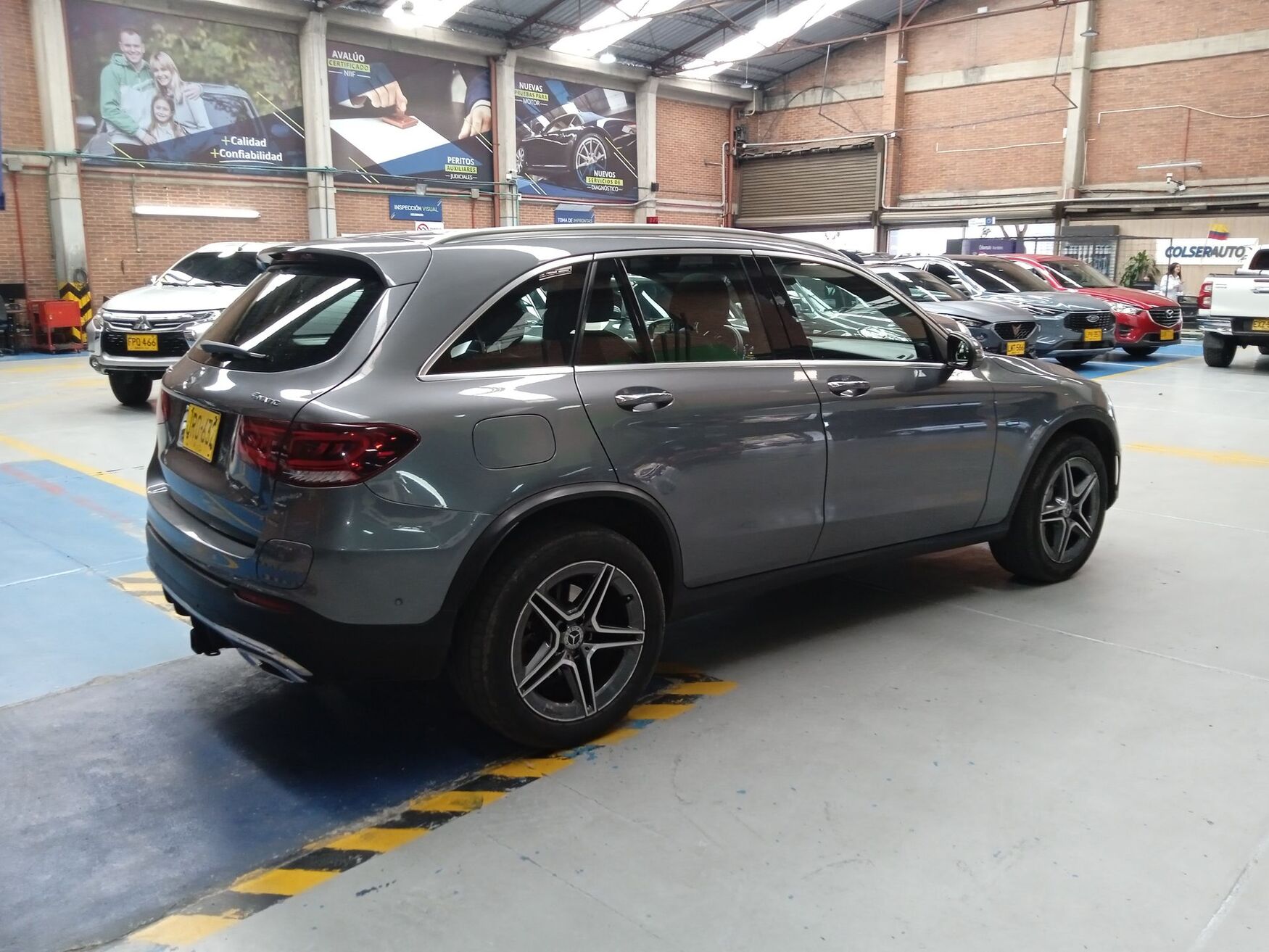 MERCEDES-BENZ GLC300E 2022