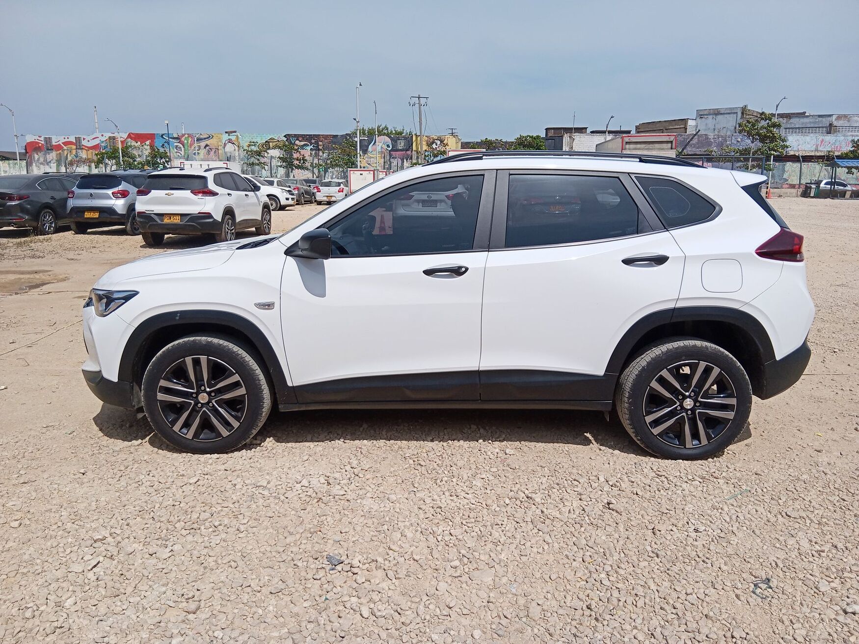 CHEVROLET TRACKER 2025