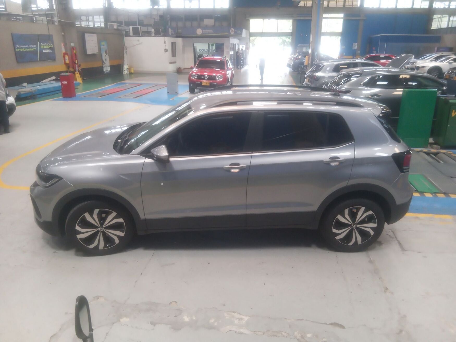 VOLKSWAGEN T-CROSS 2025