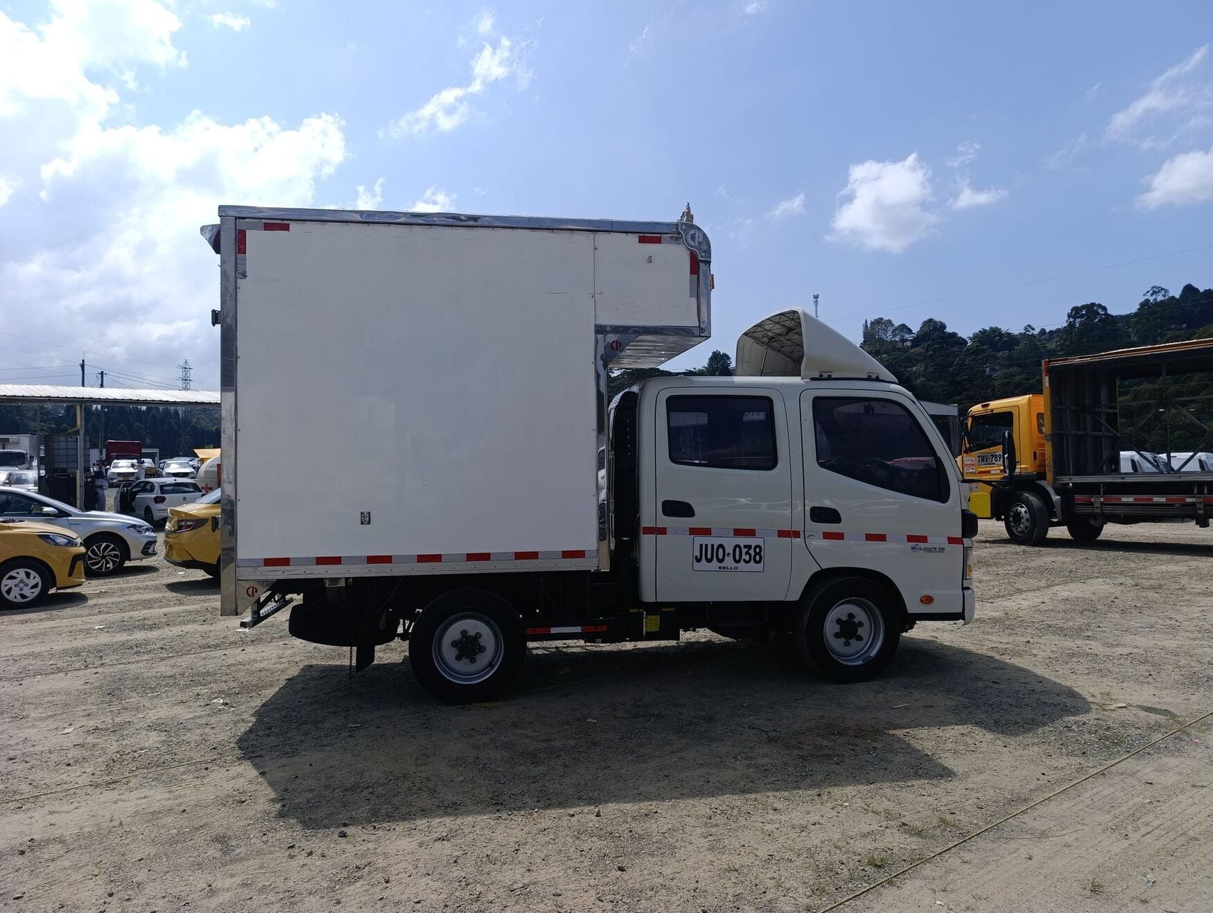 FOTON FHR 2021