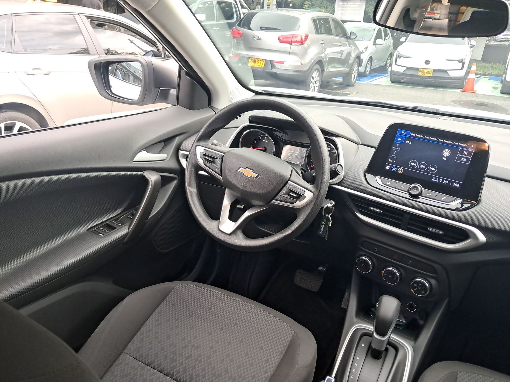 CHEVROLET TRACKER 2025