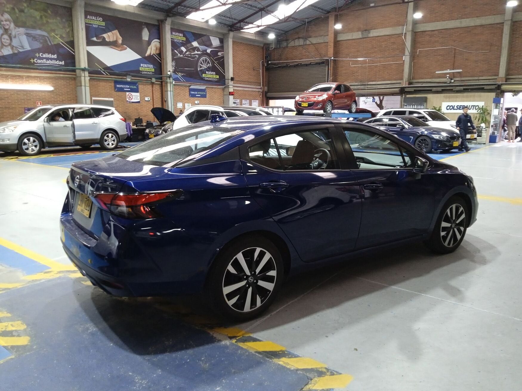 NISSAN VERSA 2023