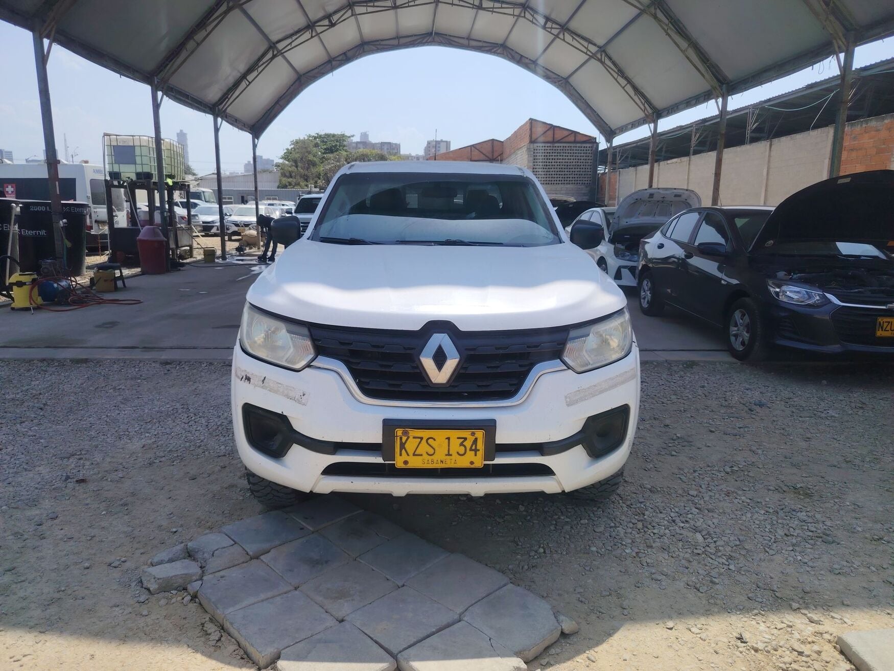 RENAULT ALASKAN 2023