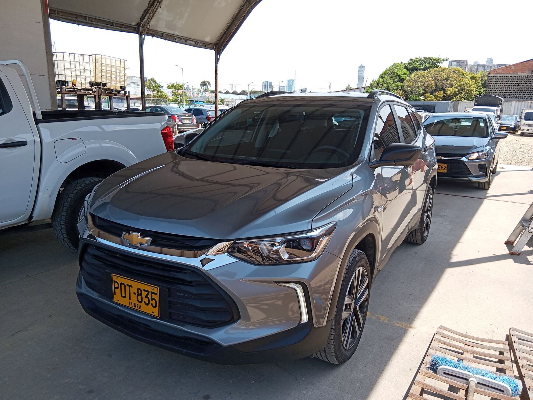 CHEVROLET TRACKER 2025
