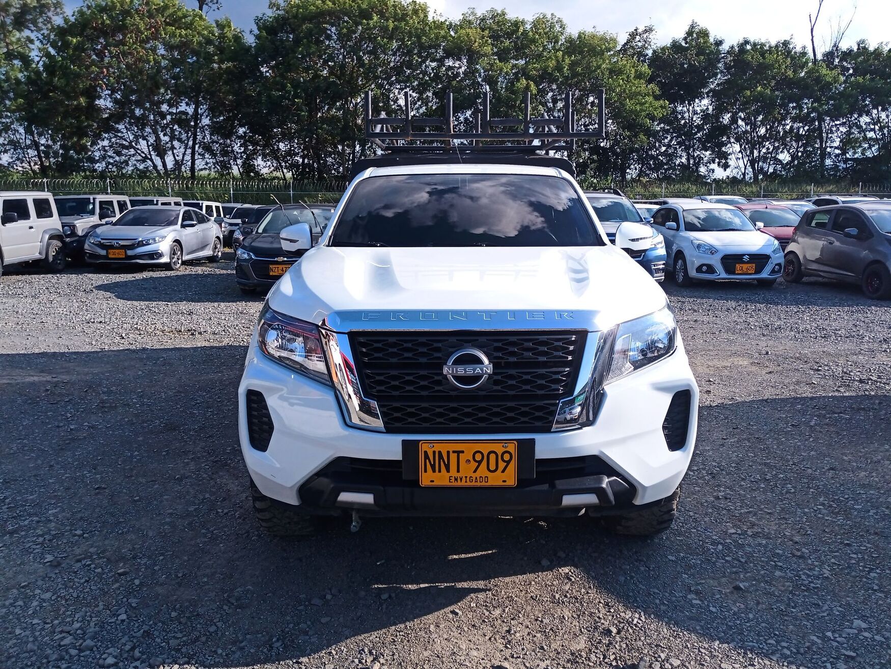 NISSAN FRONTIER 2024