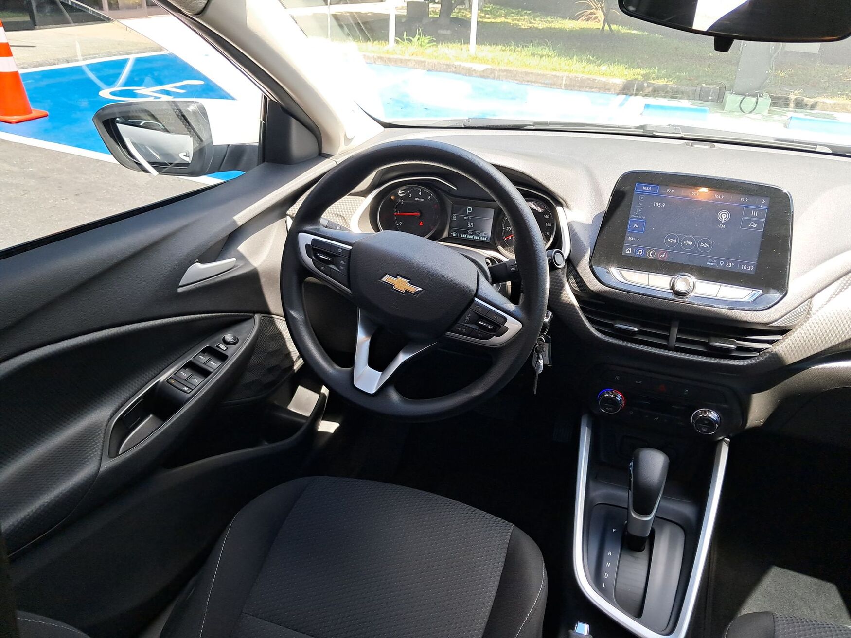 CHEVROLET ONIX 2025