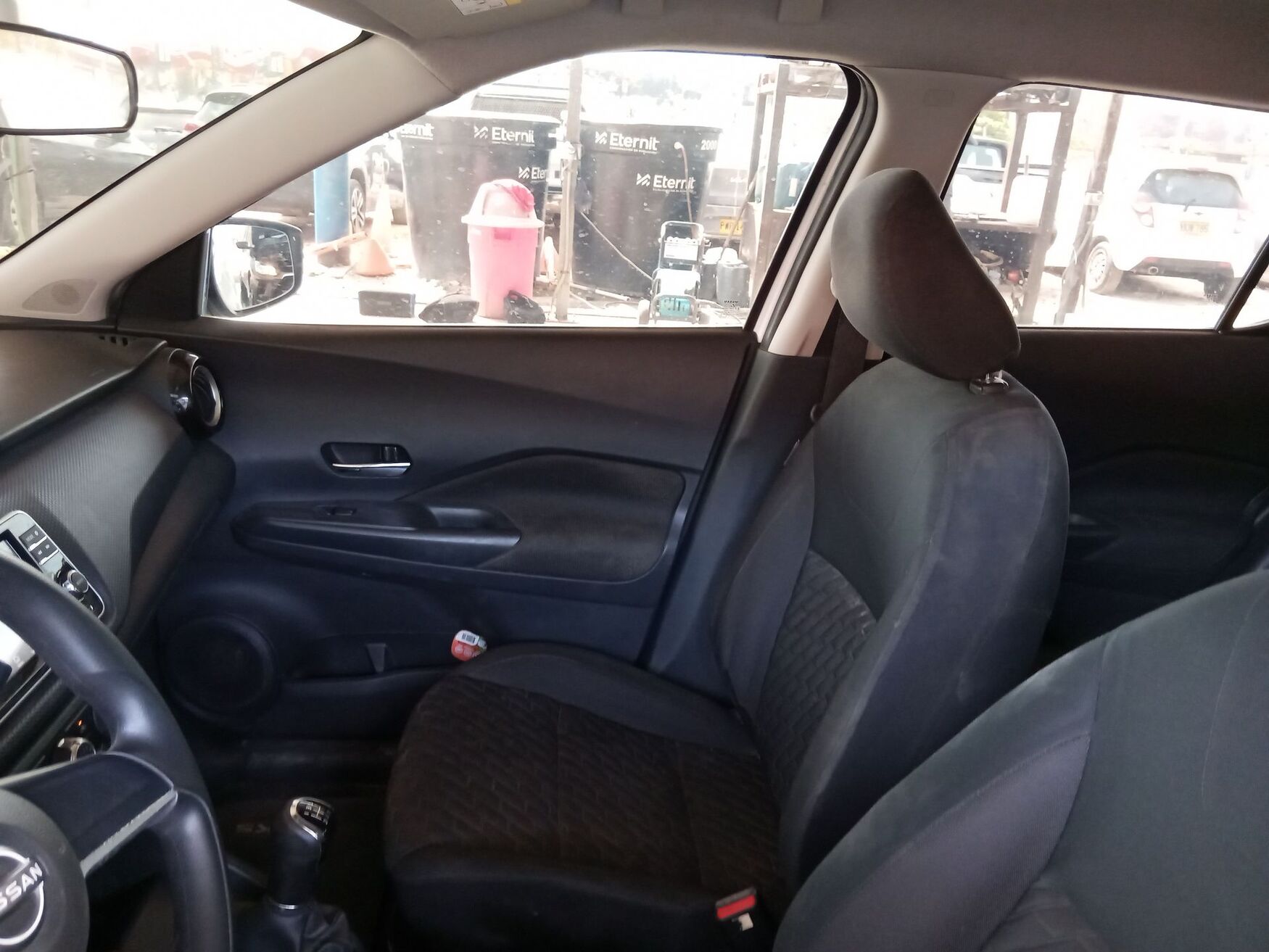 NISSAN KICKS 2023