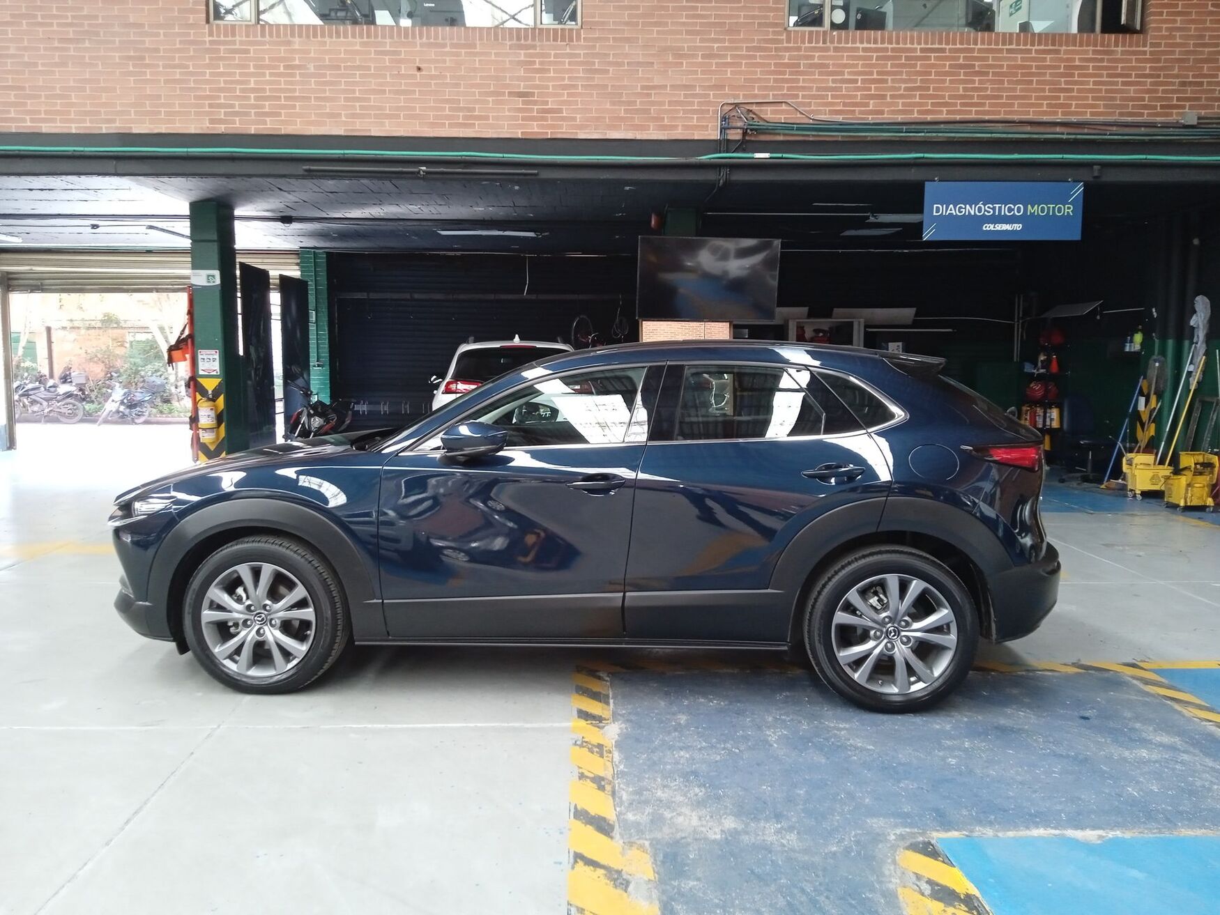 MAZDA CX-30 2025