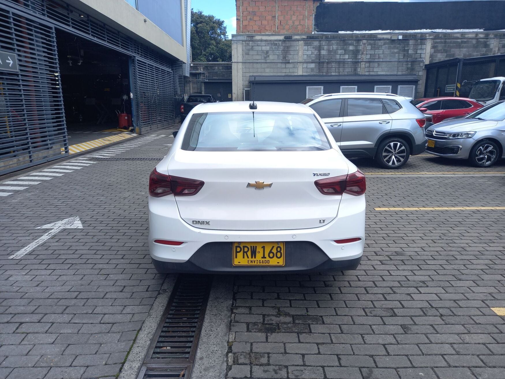 CHEVROLET ONIX 2025