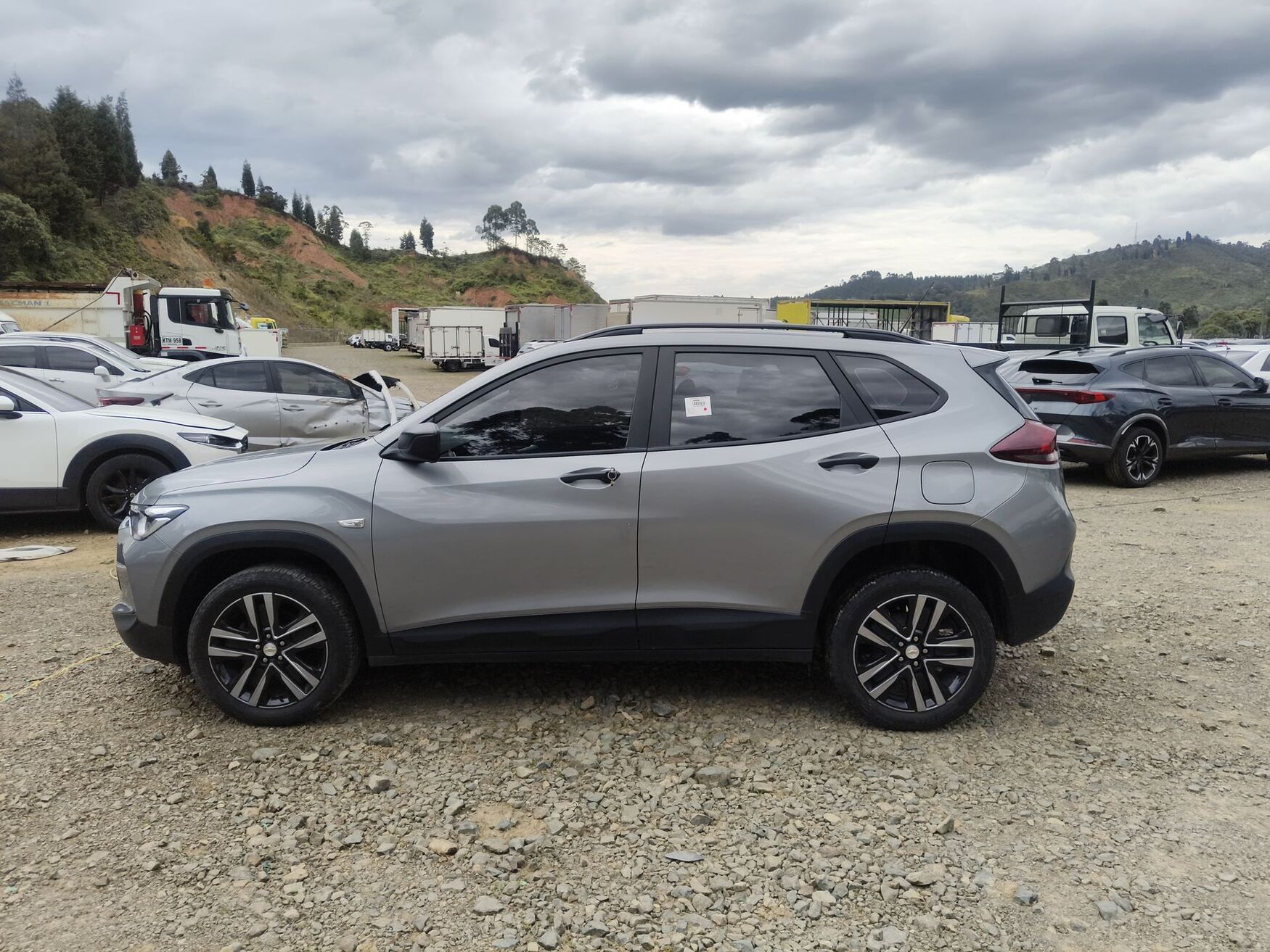 CHEVROLET TRACKER 2025