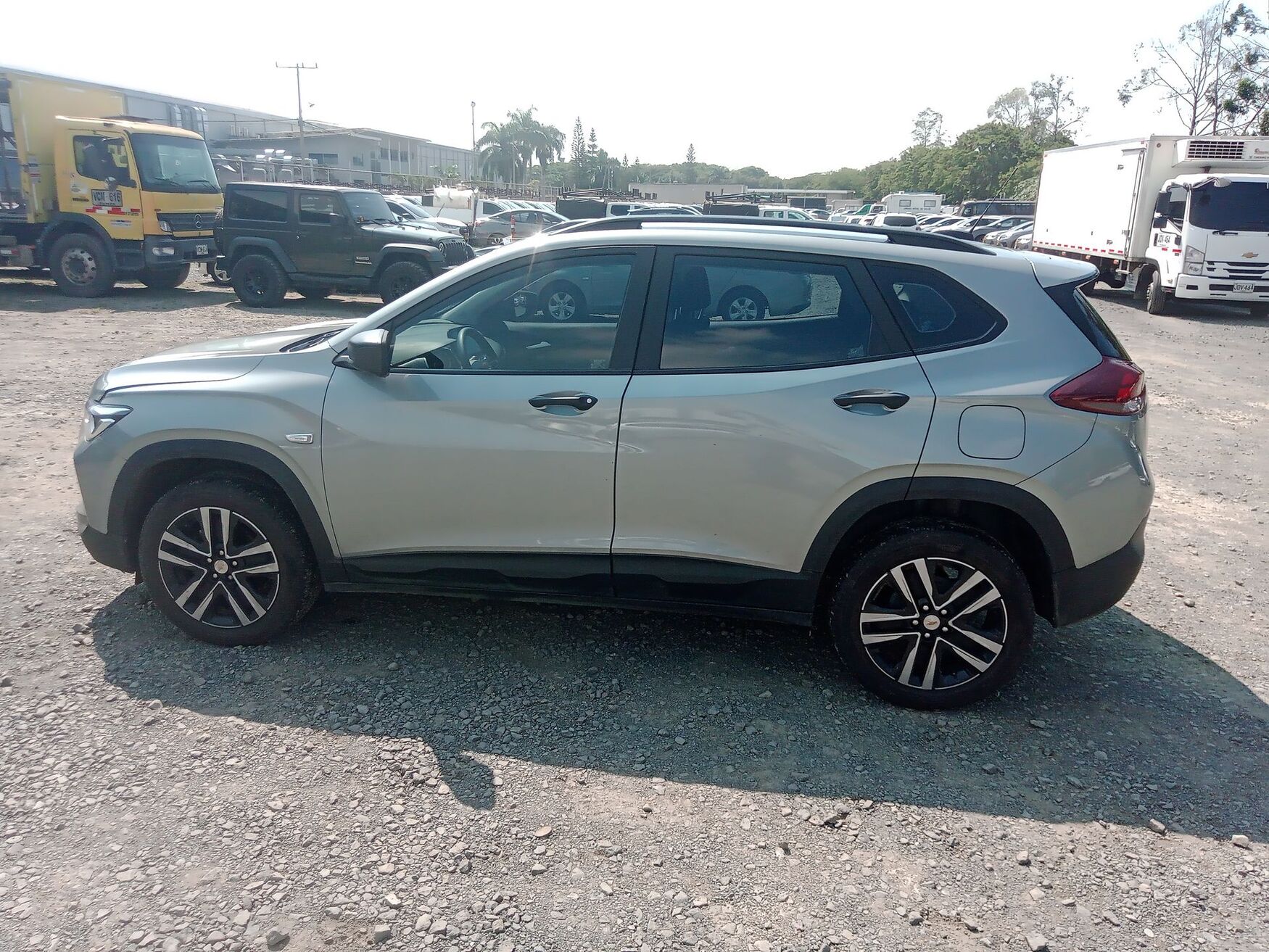CHEVROLET TRACKER 2025