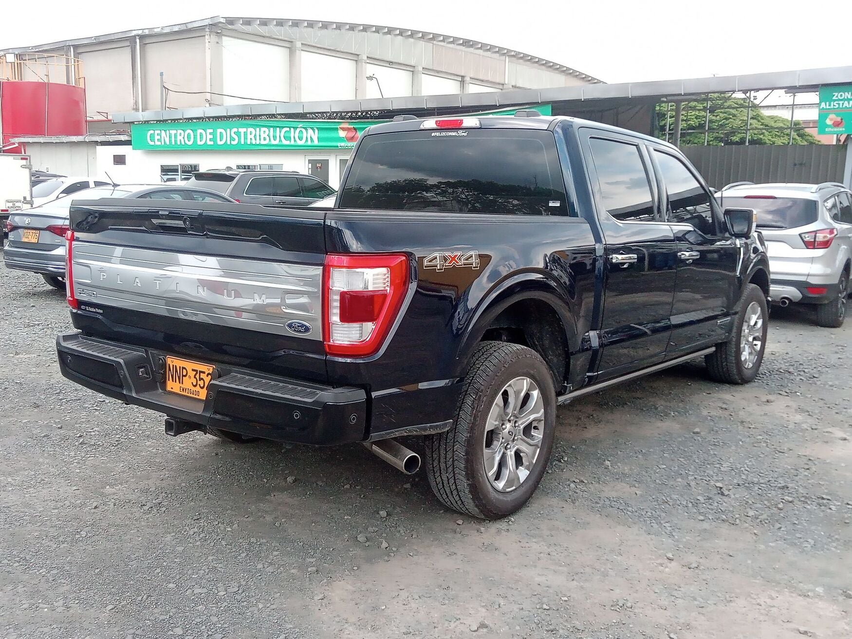 FORD F-150 2023