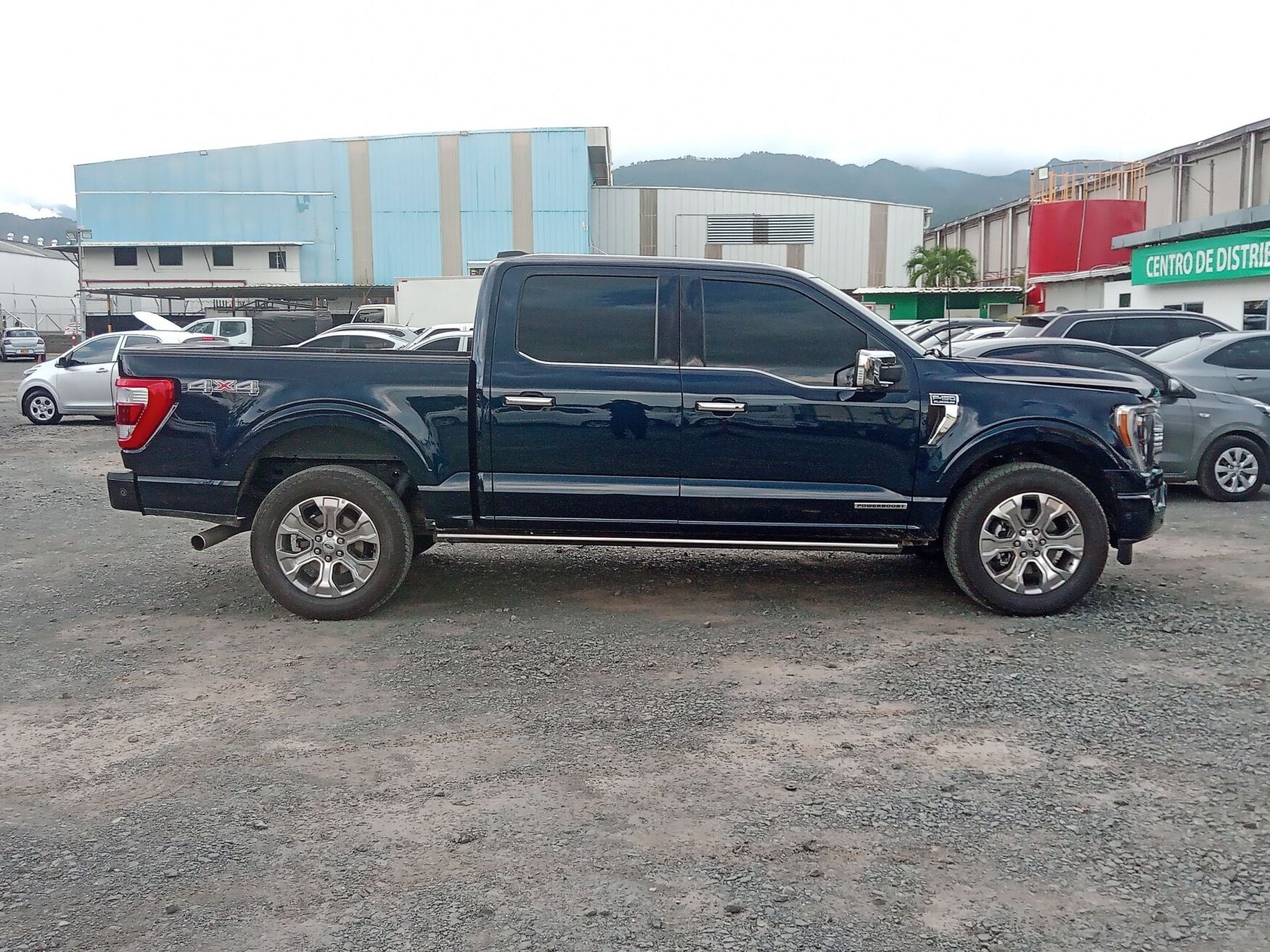 FORD F-150 2023
