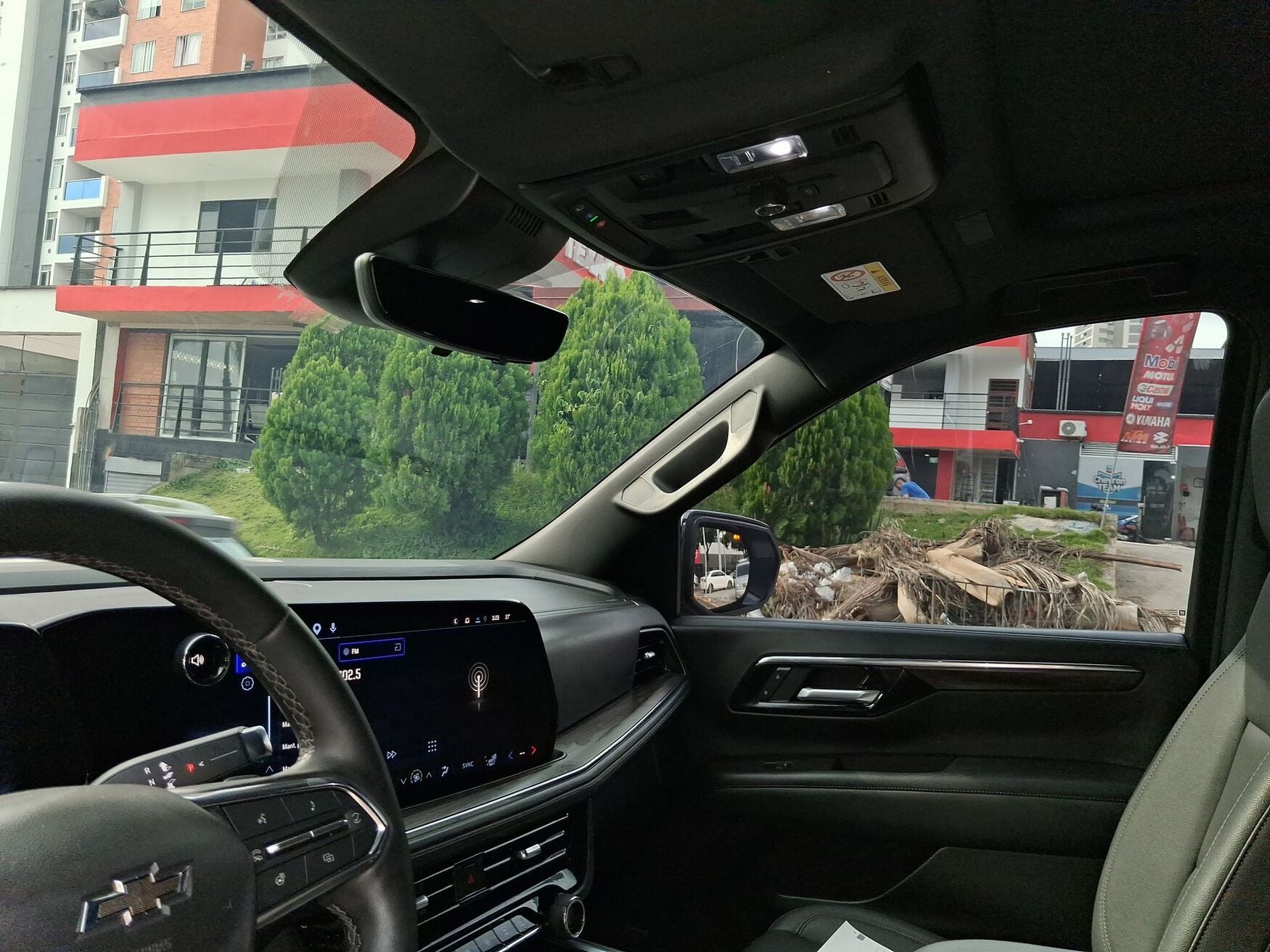 CHEVROLET TAHOE 2025