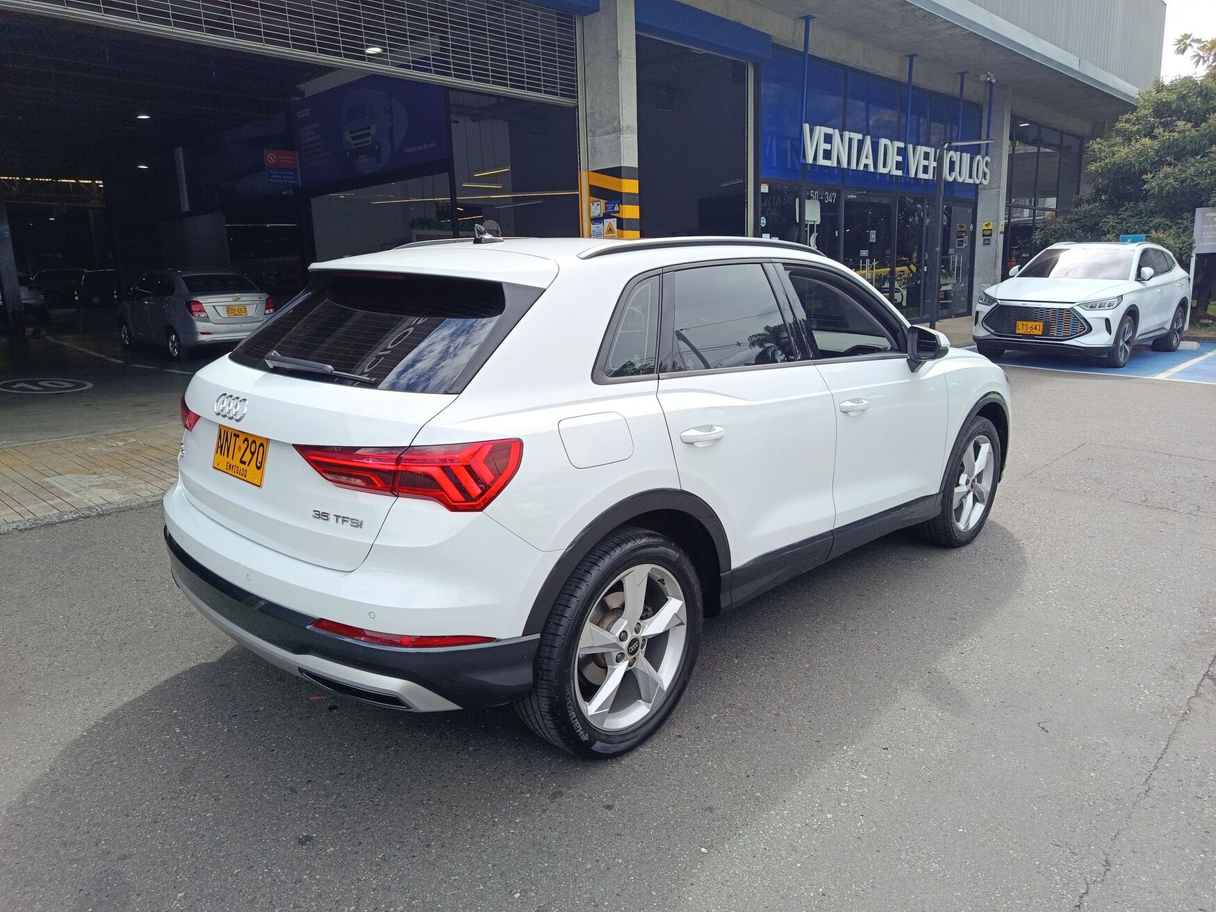 AUDI Q3 2023