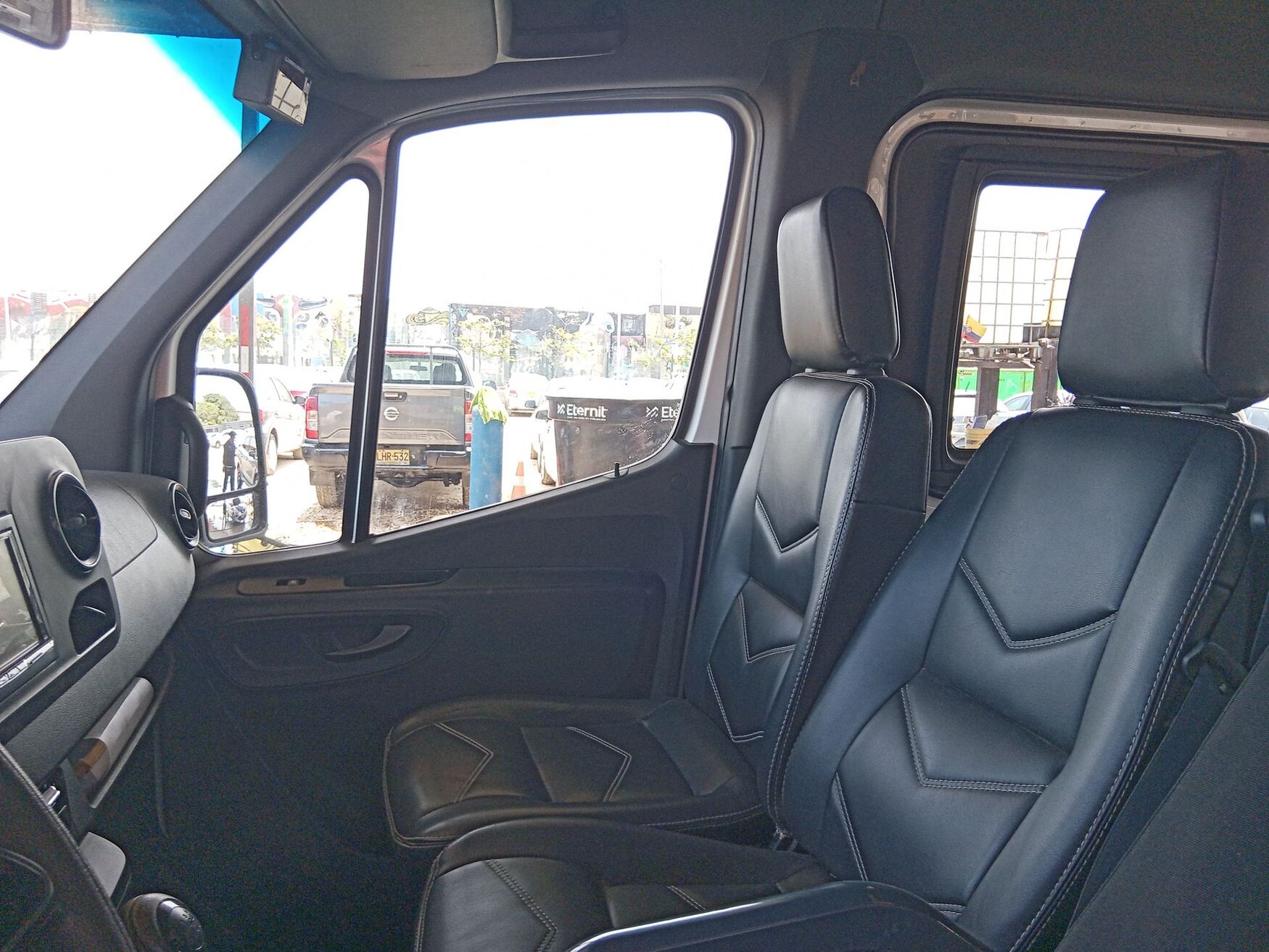 MERCEDES-BENZ SPRINTER 2023
