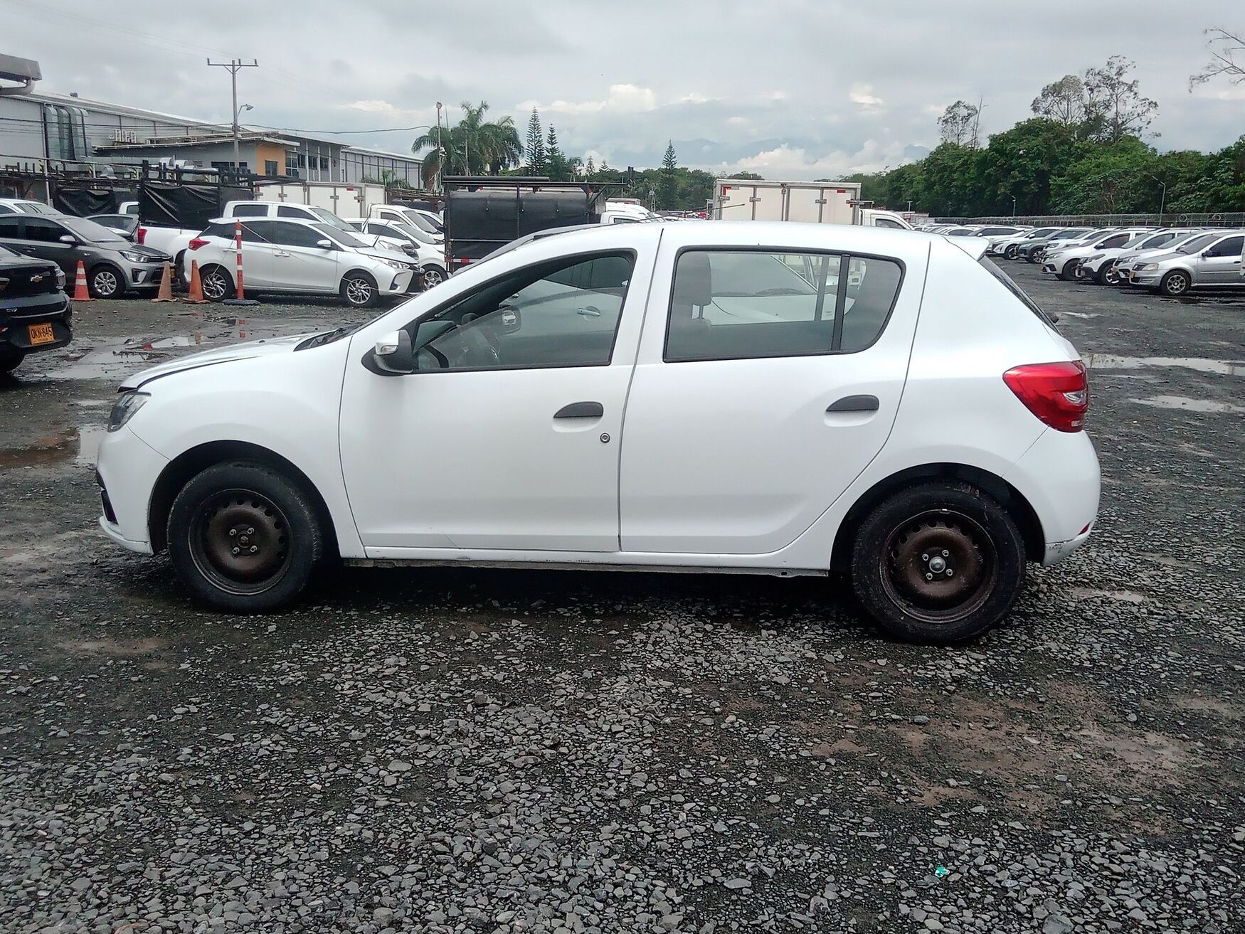RENAULT SANDERO 2021
