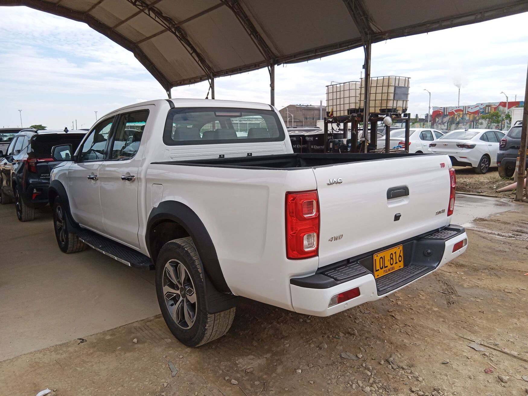 JAC JT8 2024