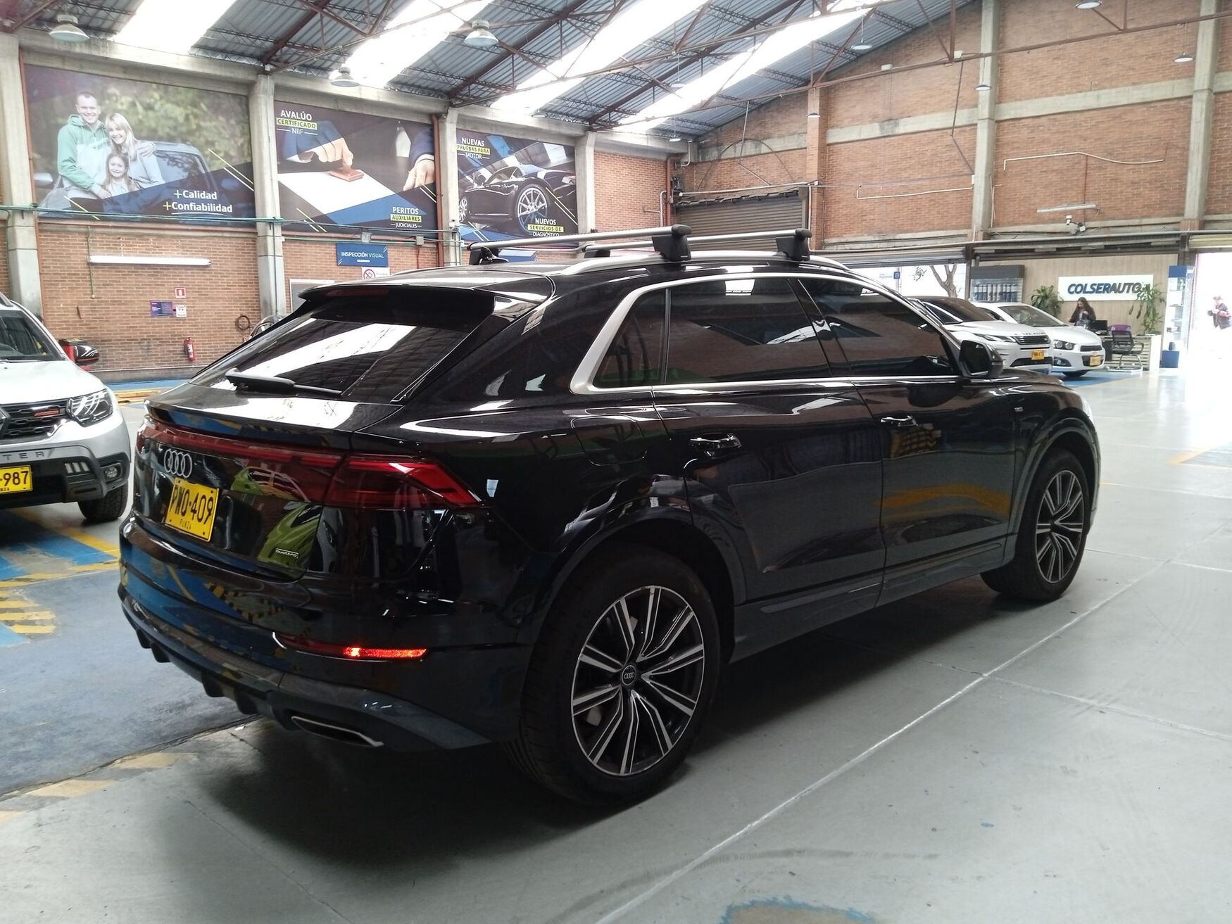 AUDI Q8 2025