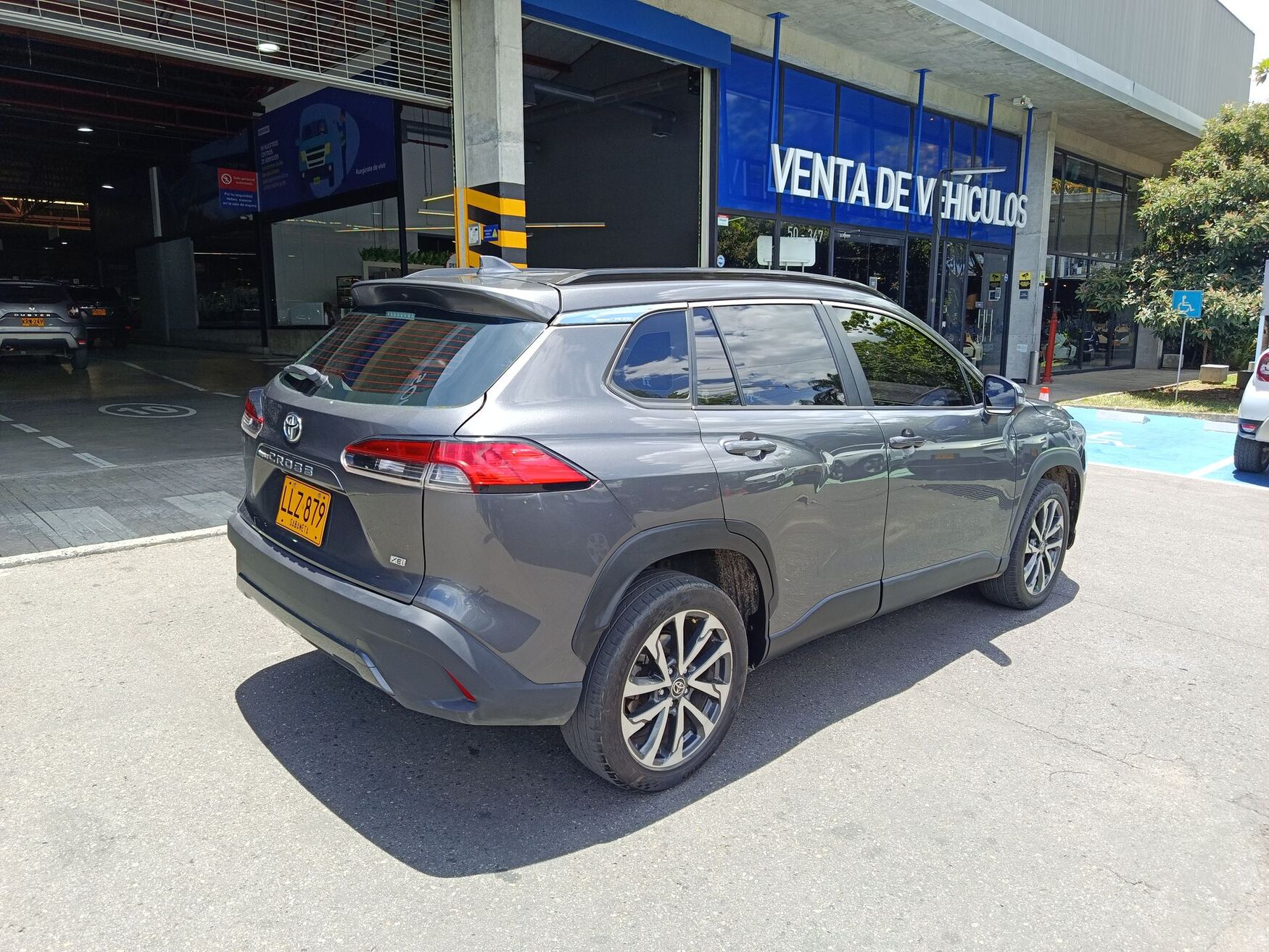 TOYOTA COROLLA CROSS 2023