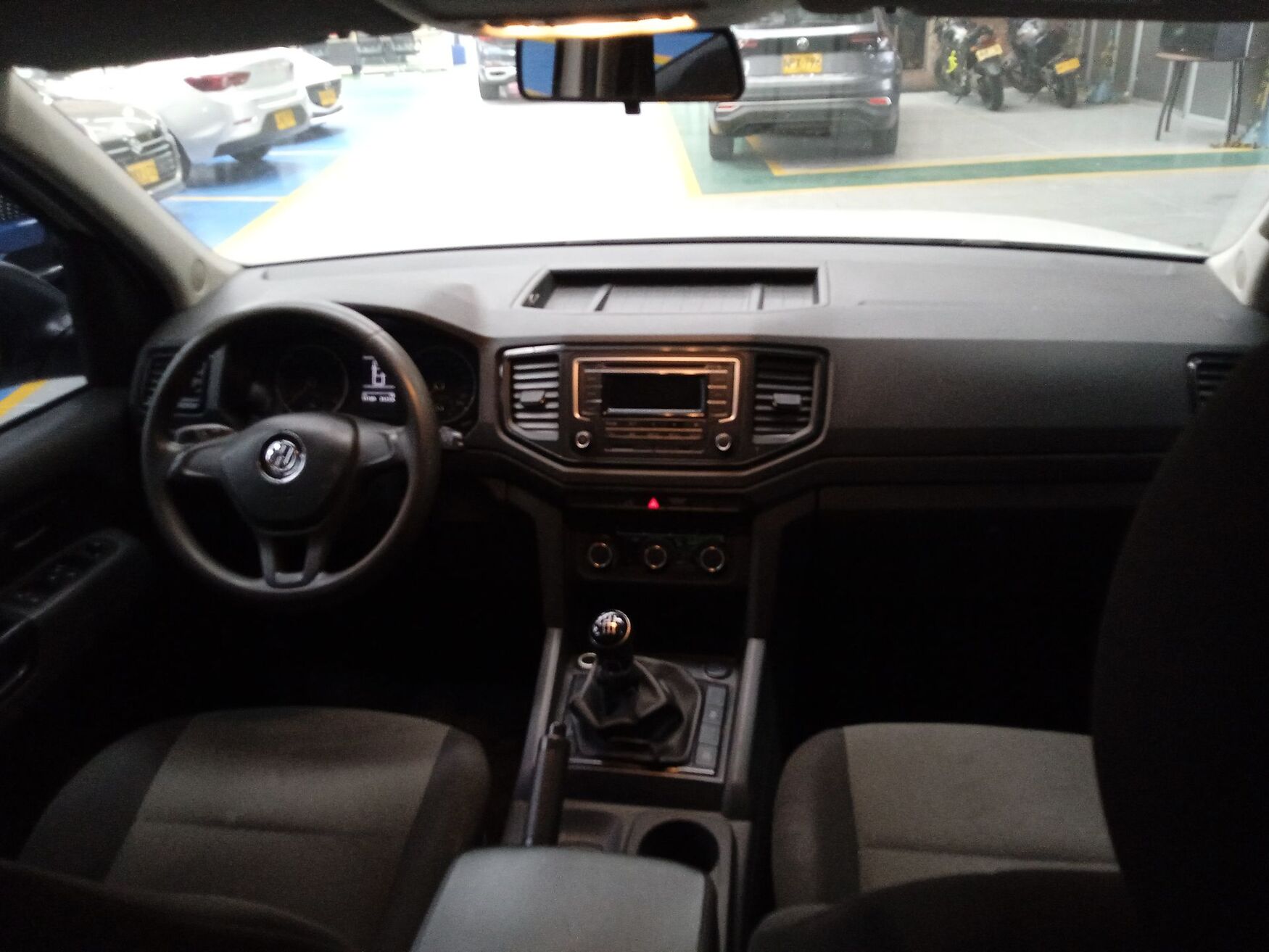 VOLKSWAGEN AMAROK 2022