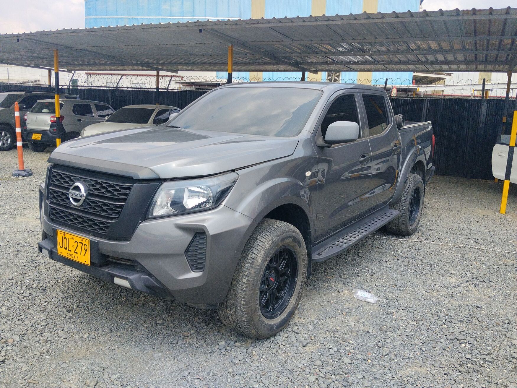 NISSAN FRONTIER 2023