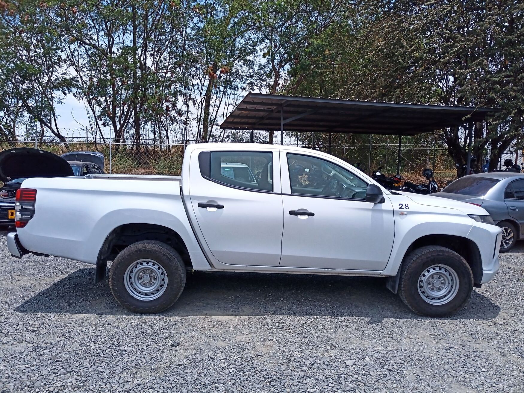 MITSUBISHI L200 2023