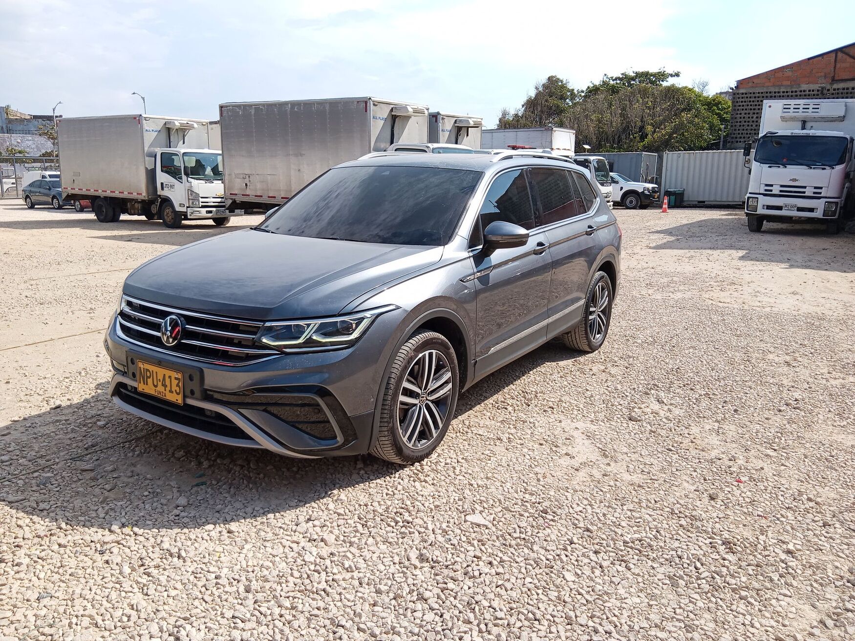 VOLKSWAGEN TIGUAN 2023